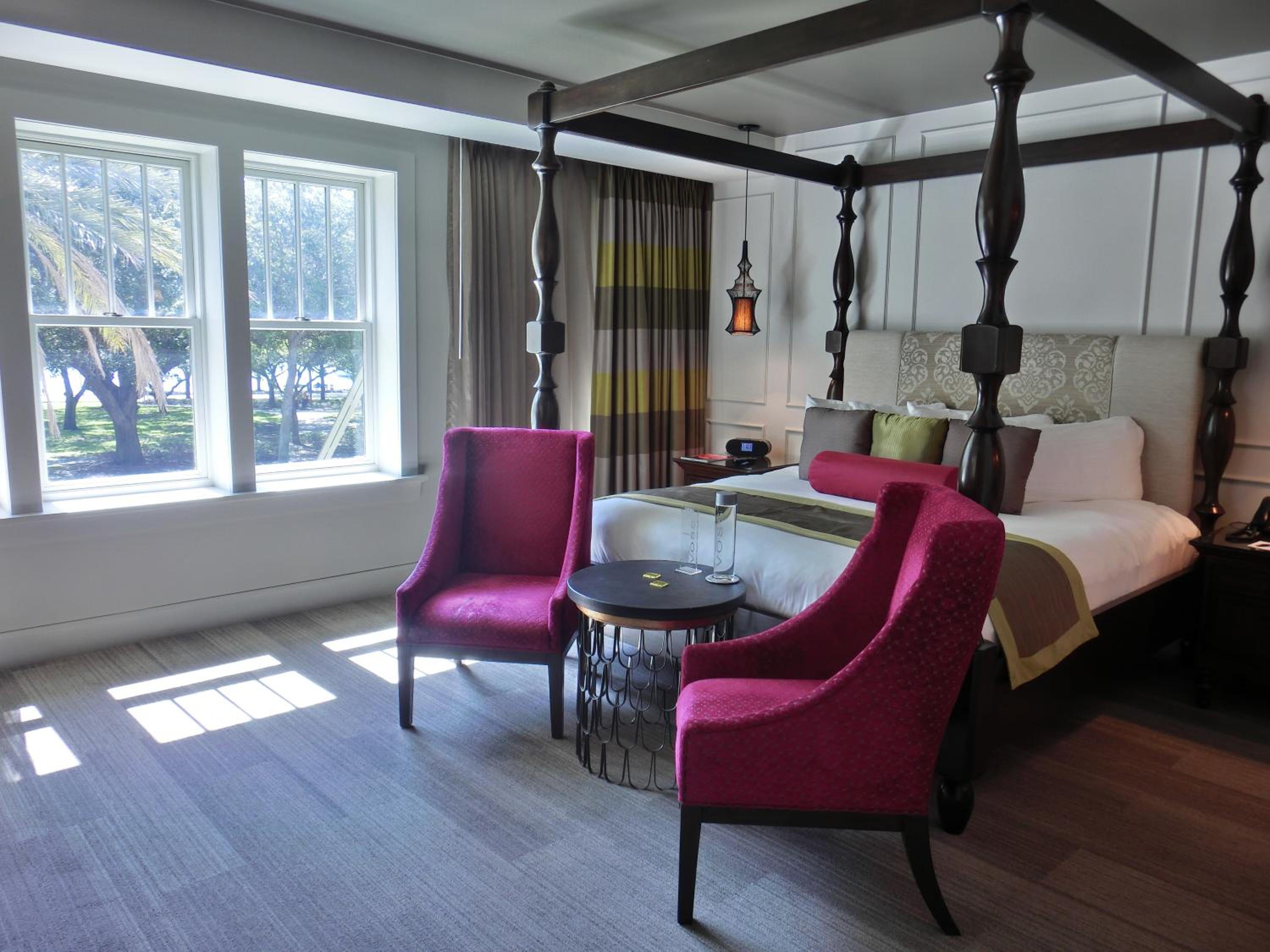 Deluxe King Room with Park View