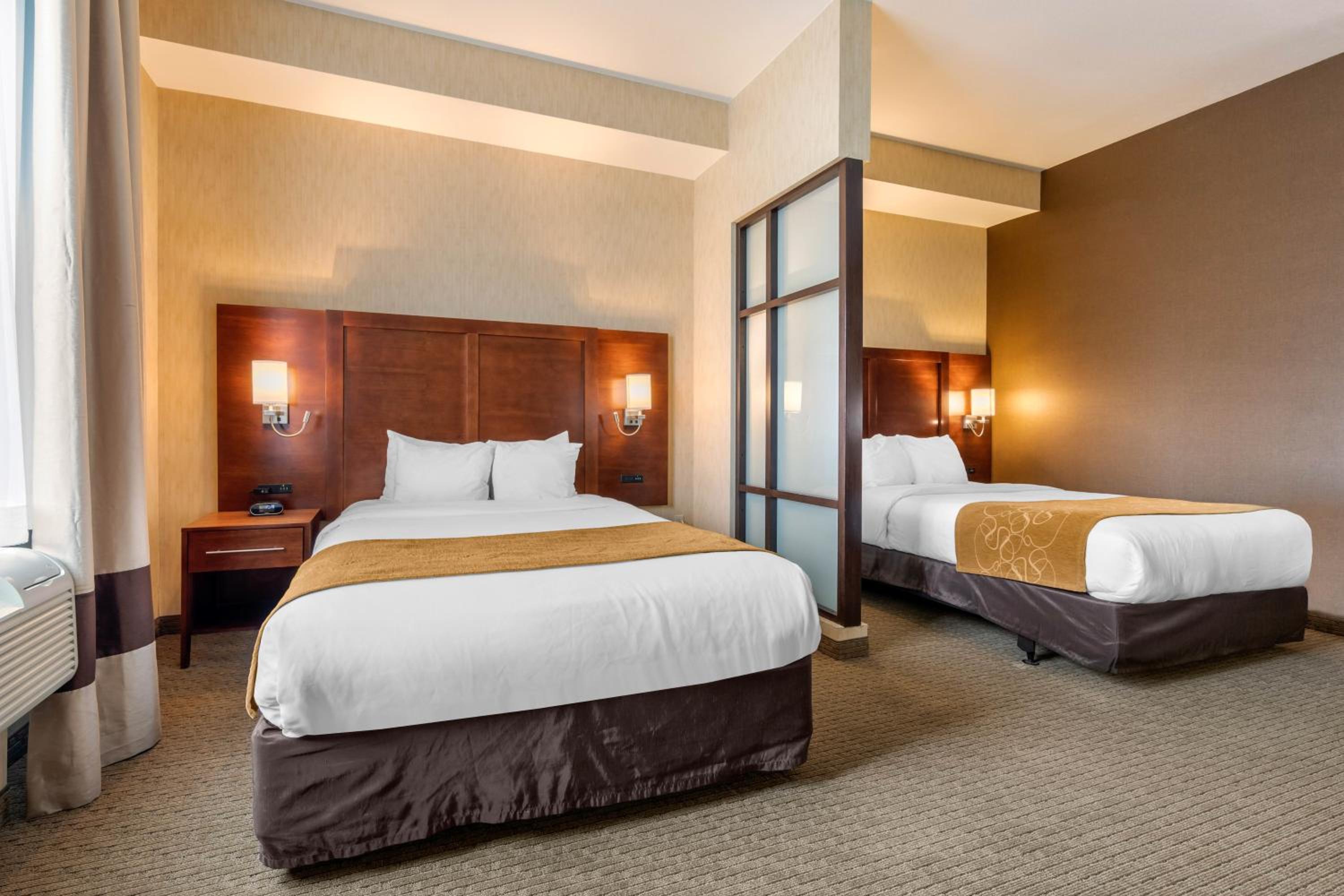 Suite, 2 Queen Beds with Sofa Bed, Accessible Roll-In Shower, Non Smoking photo 2