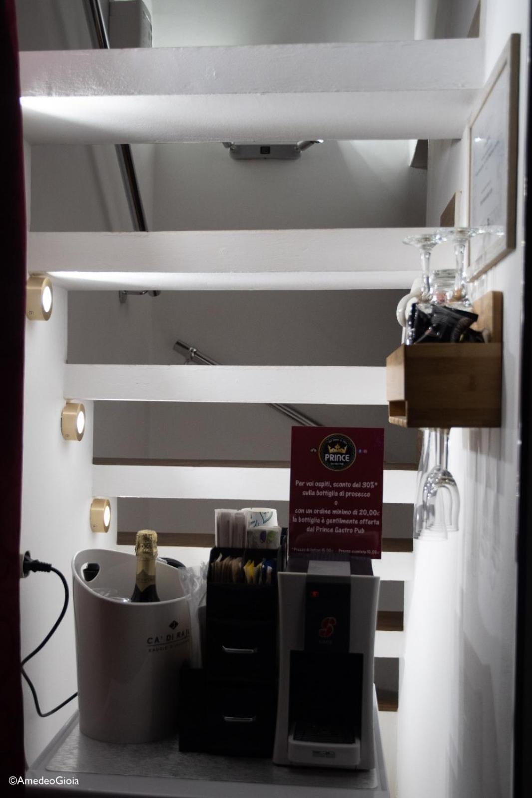 One-Bedroom Apartment - Photo 18