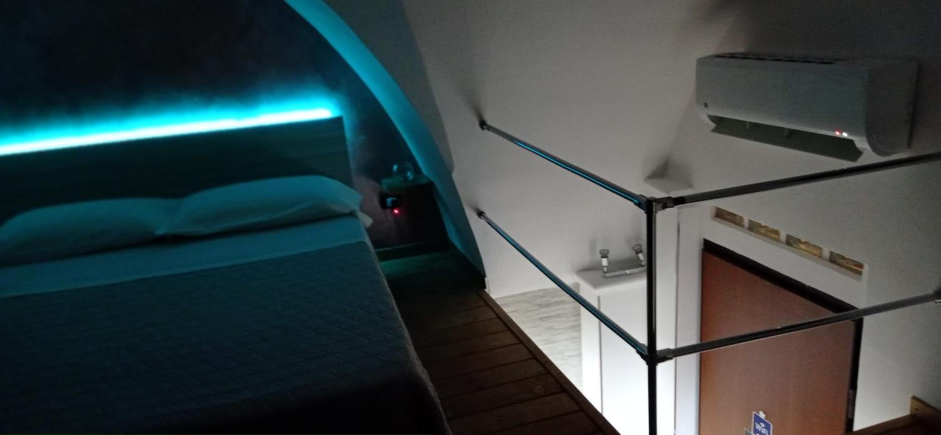 One-Bedroom Apartment - Photo 17