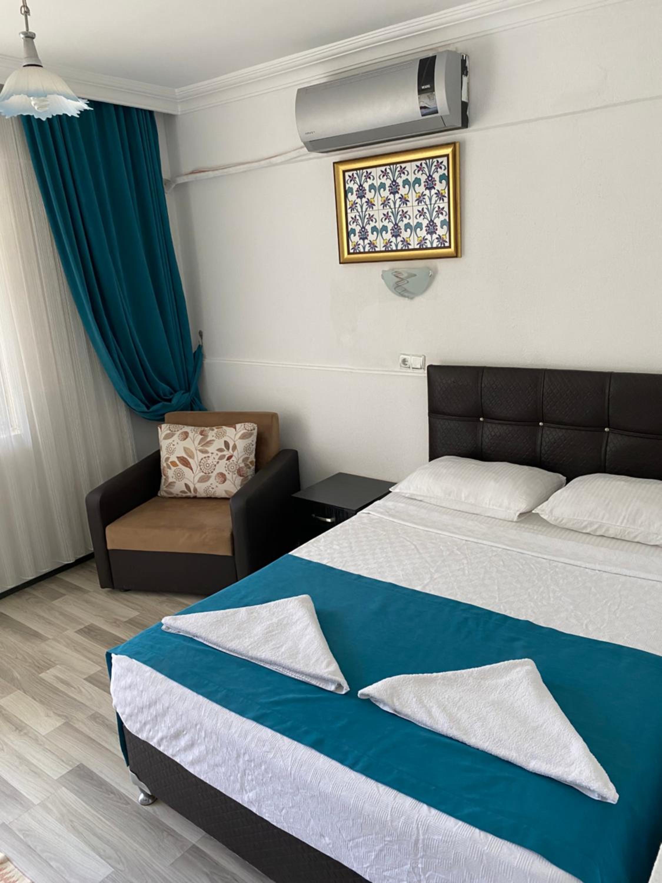Standard Double Room - Photo 4