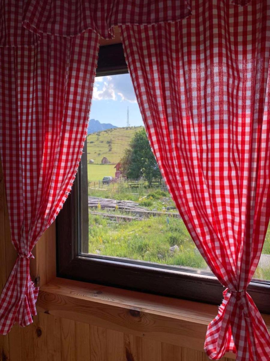 Cottage with Mountain View - Photo 26