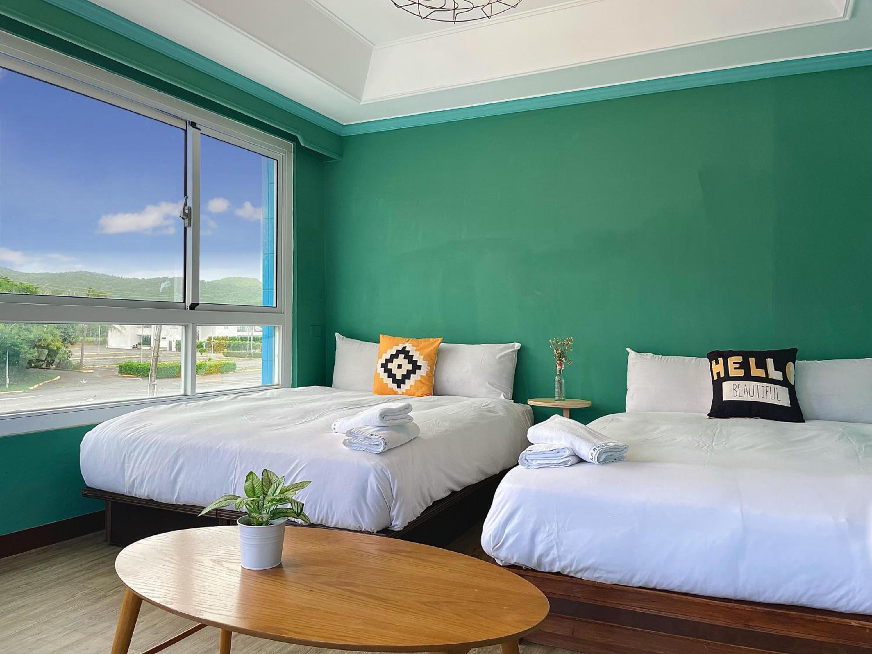 Large Double Room photo 1
