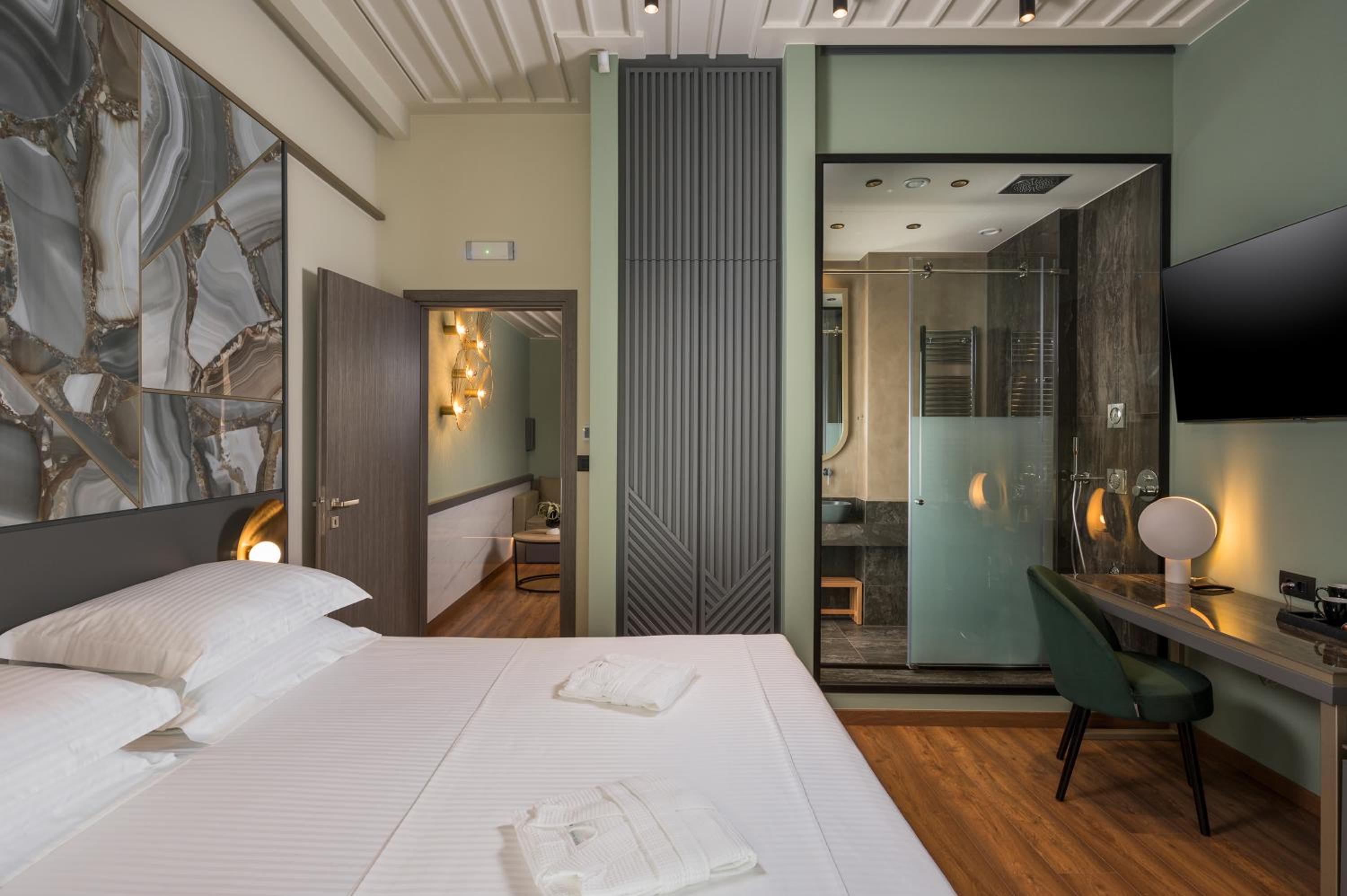 King Suite with Balcony