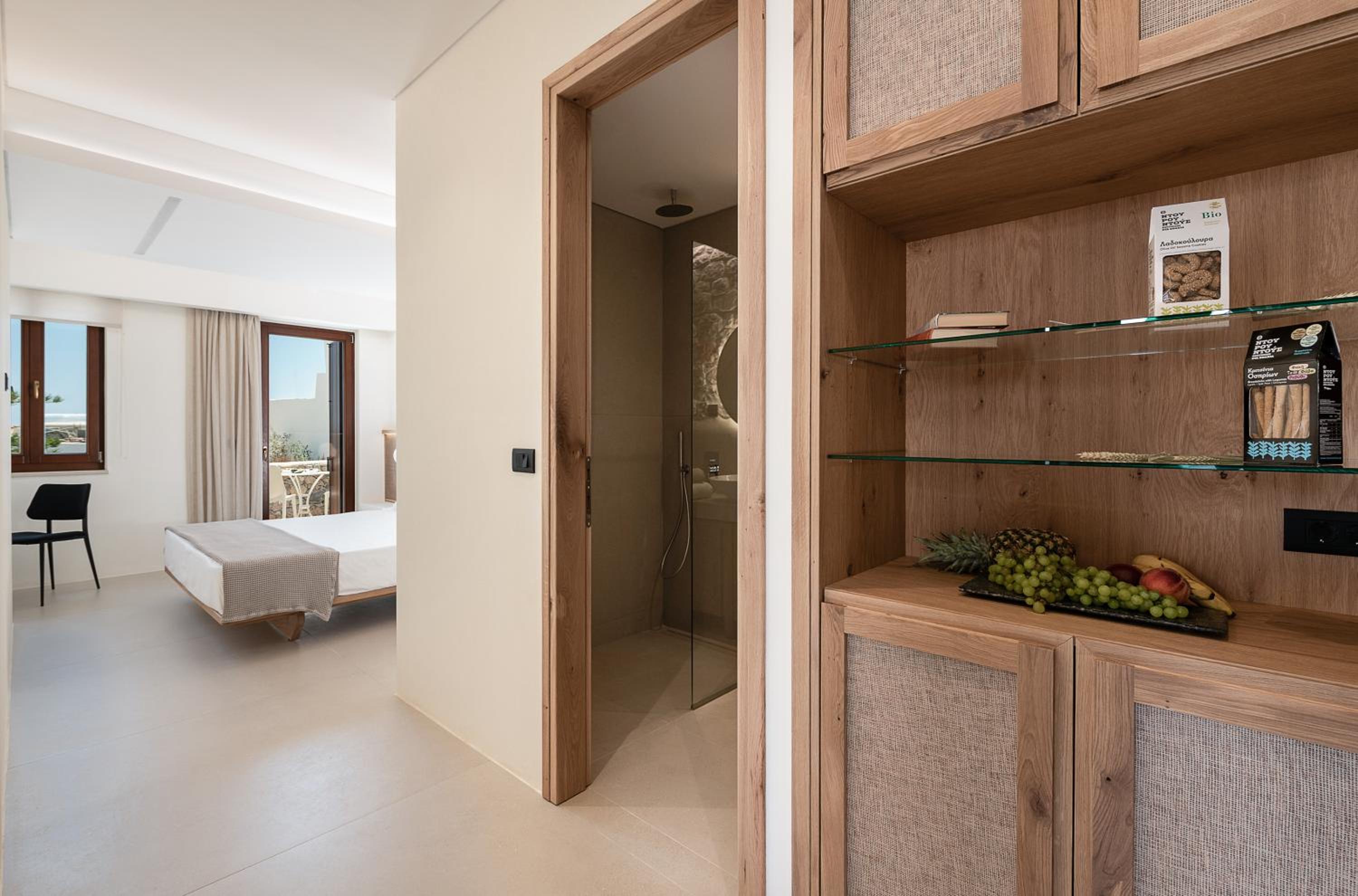 Deluxe Double Room with Balcony photo 1