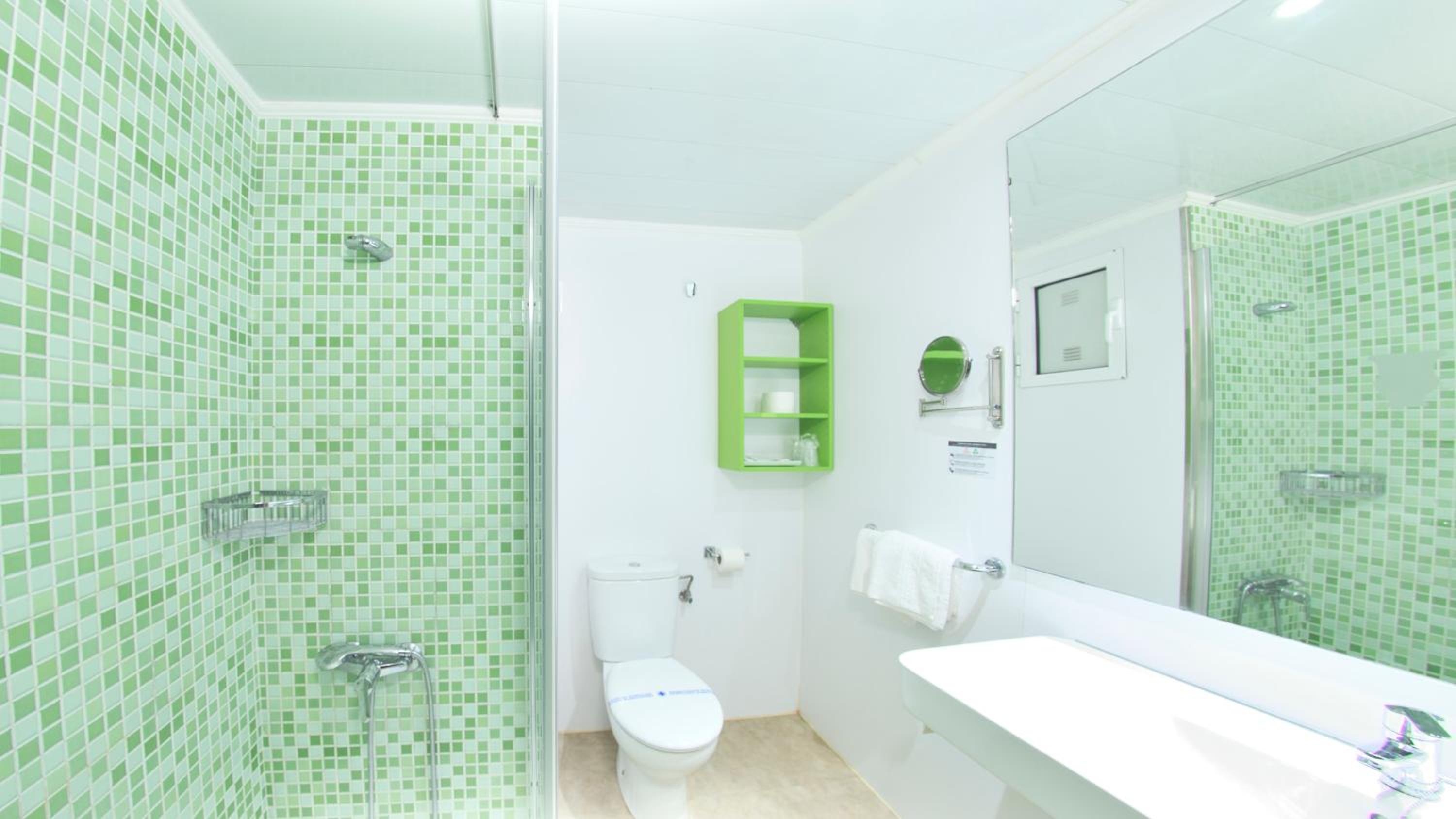 Double or Twin Room - Photo 4