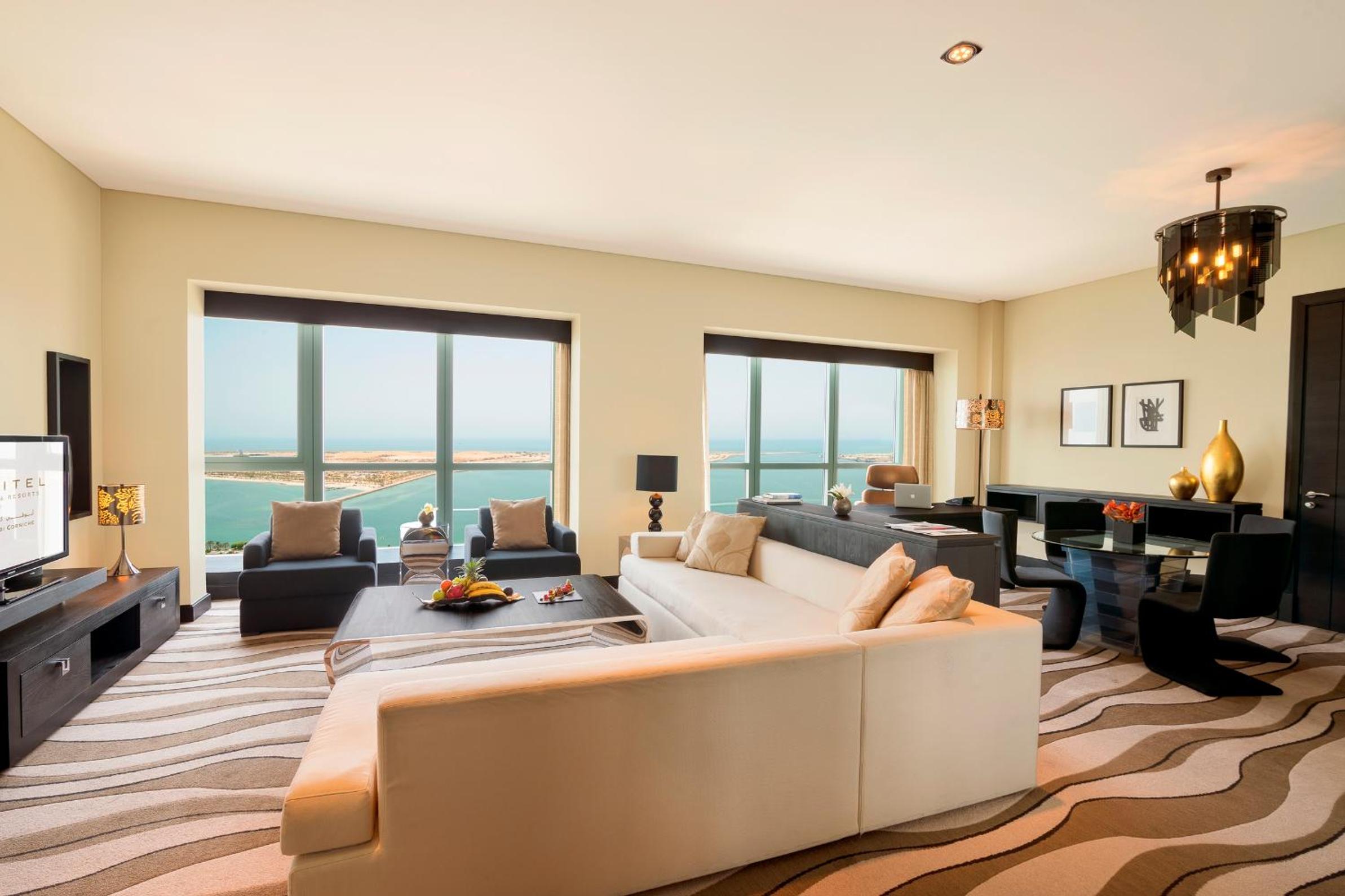 Imperial King Suite with Sea View photo 1