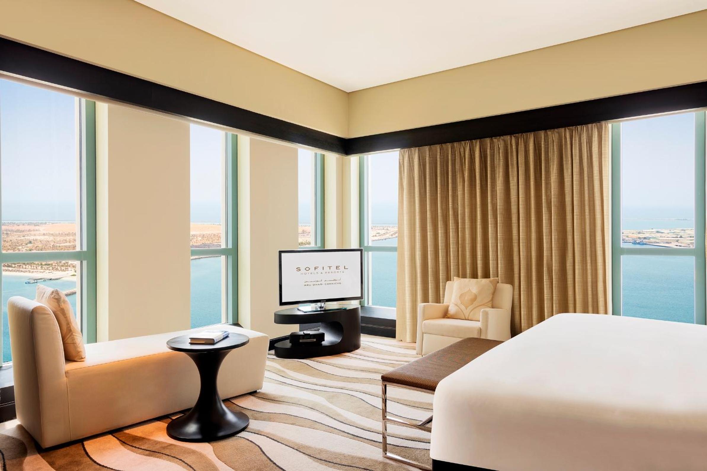 Imperial King Suite with Sea View photo 2