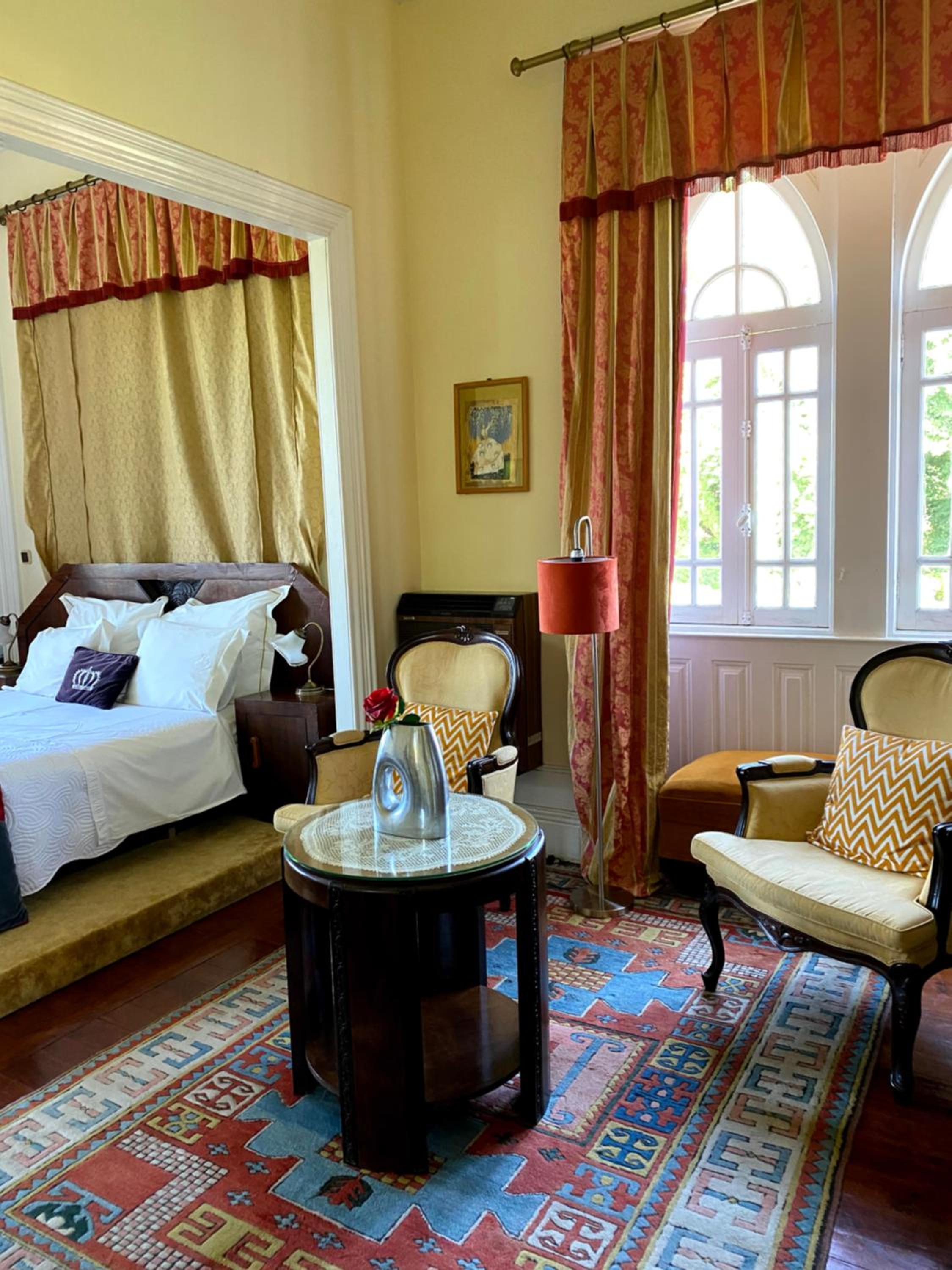 Suite with Hot Tub - Photo 9