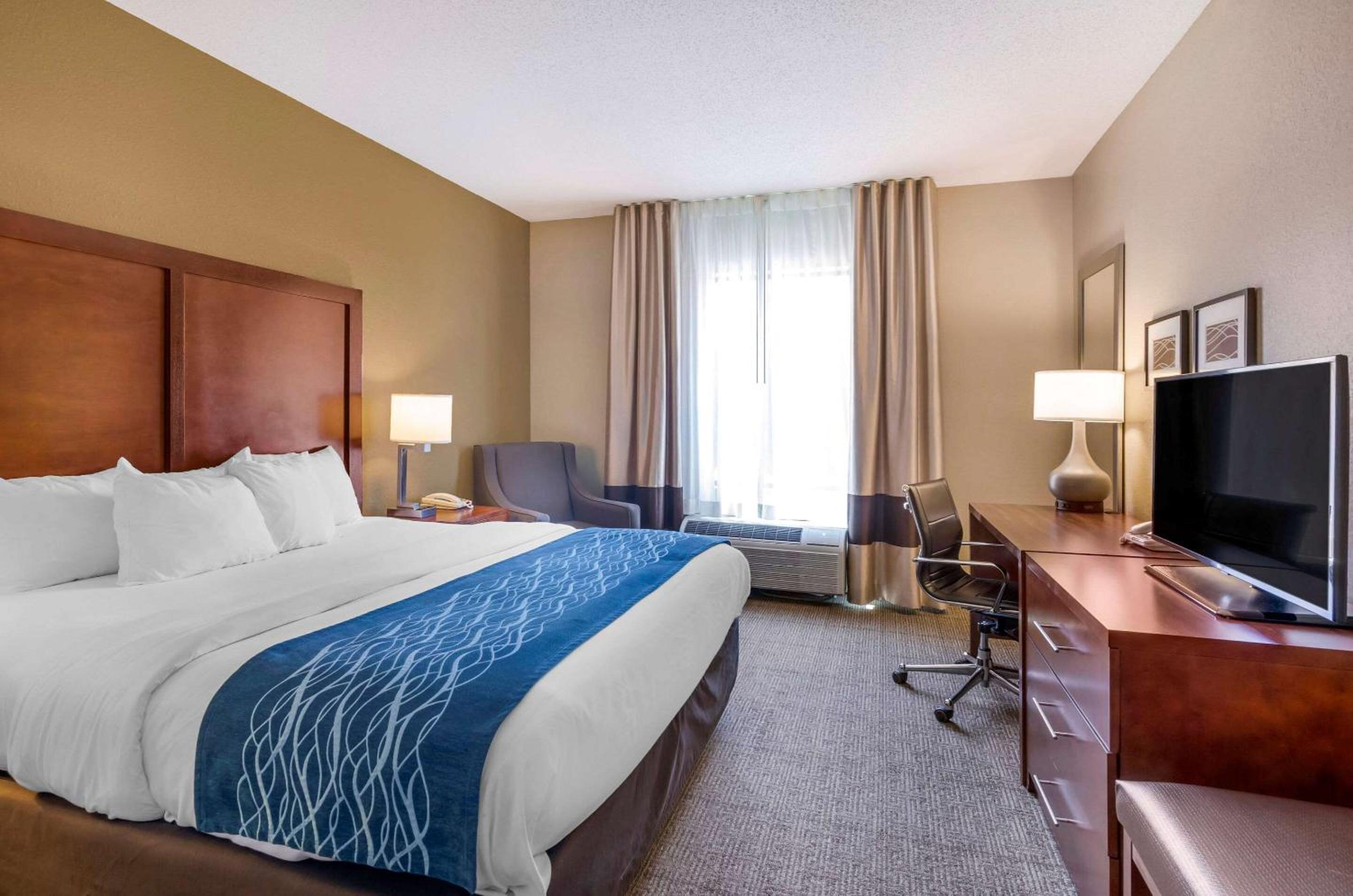 King Room - Accessible/Non-Smoking