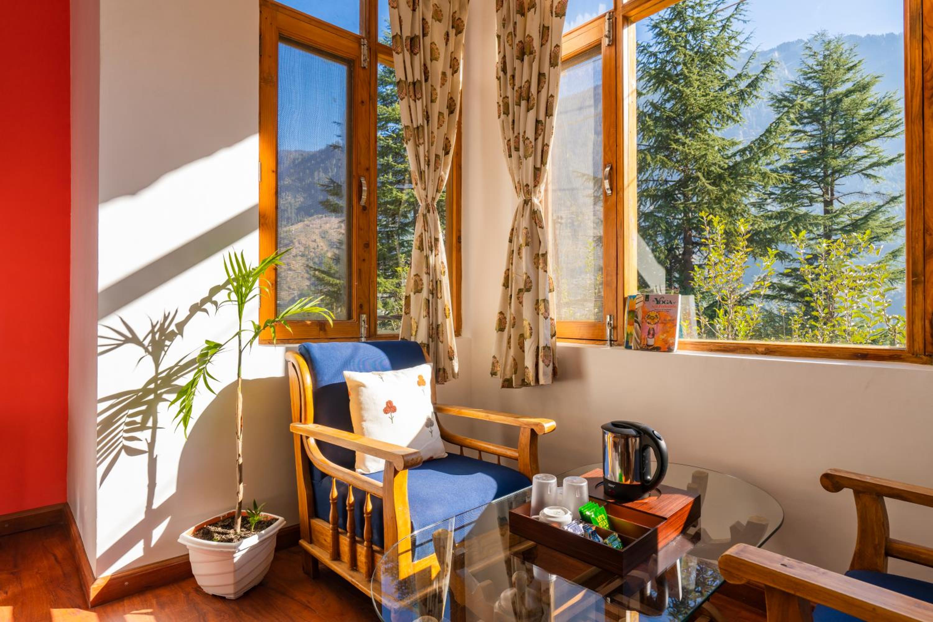 Double Room with Mountain View - Photo 5
