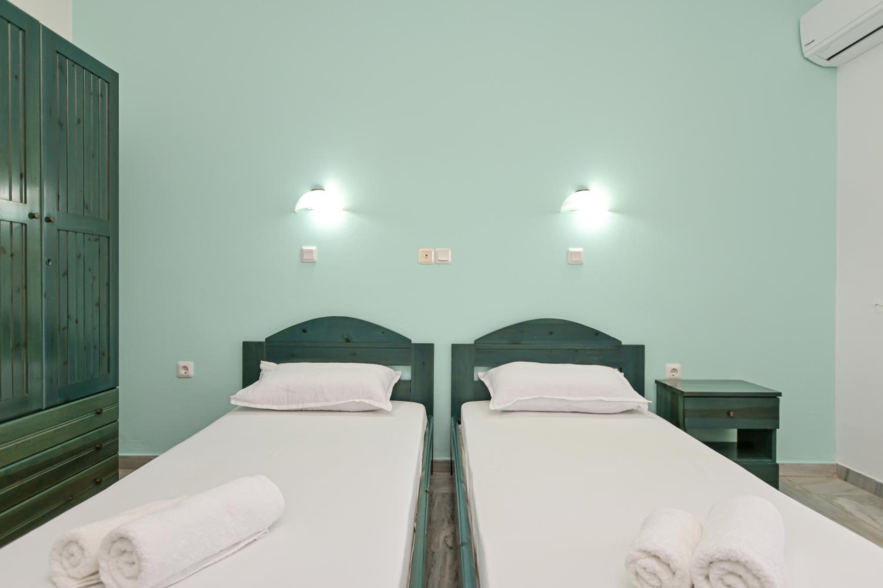 Double Room with Garden View - Photo 20