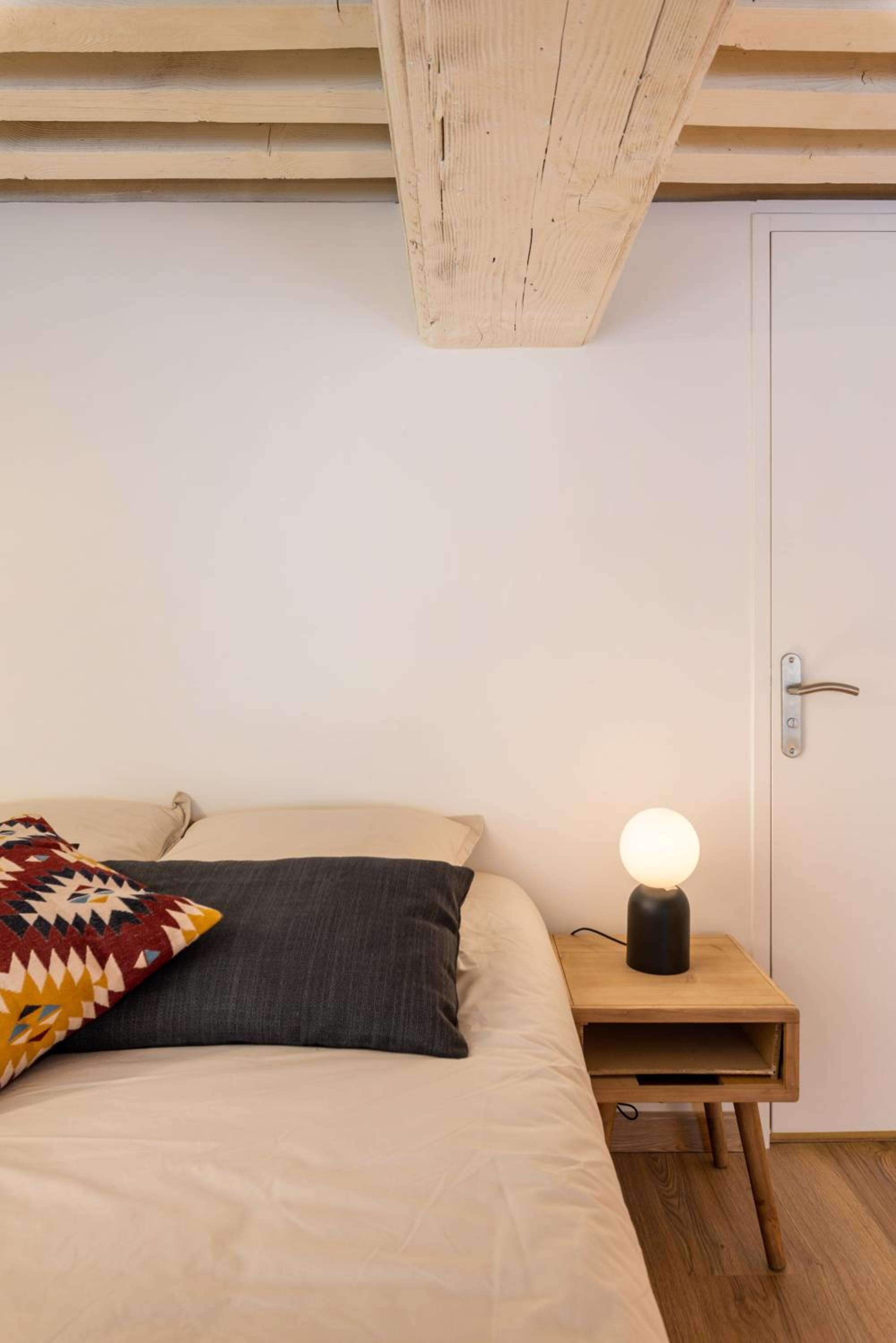 One-Bedroom Apartment - Photo 15