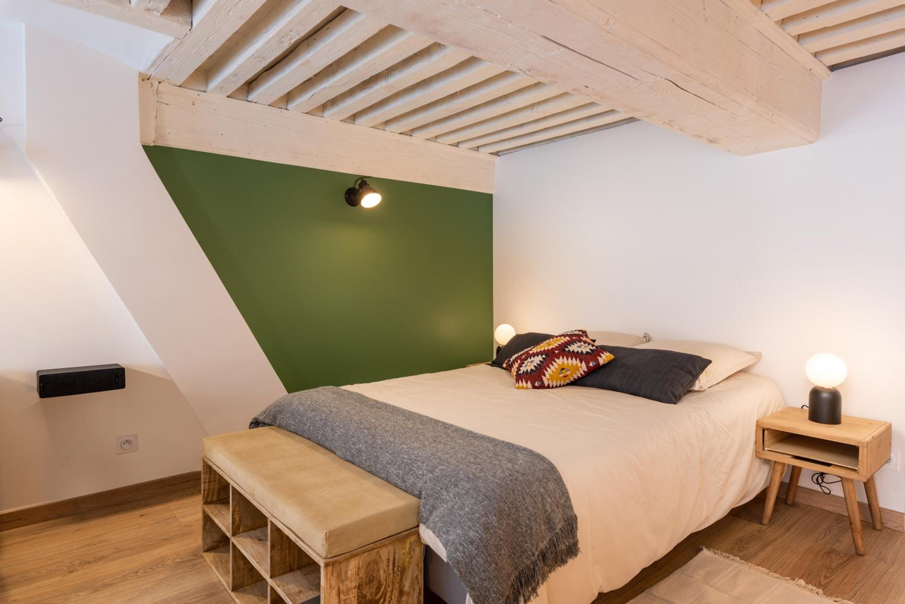 One-Bedroom Apartment - Photo 18
