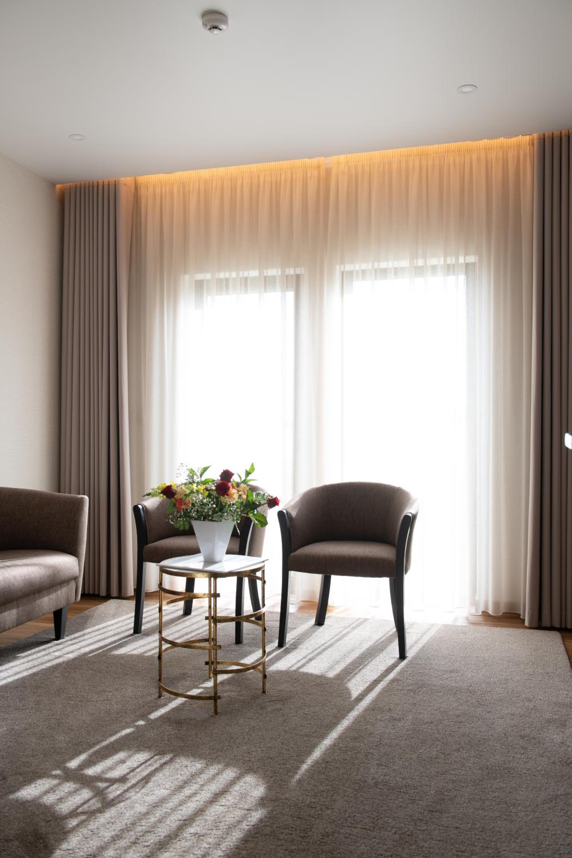 Suite - Photo 8