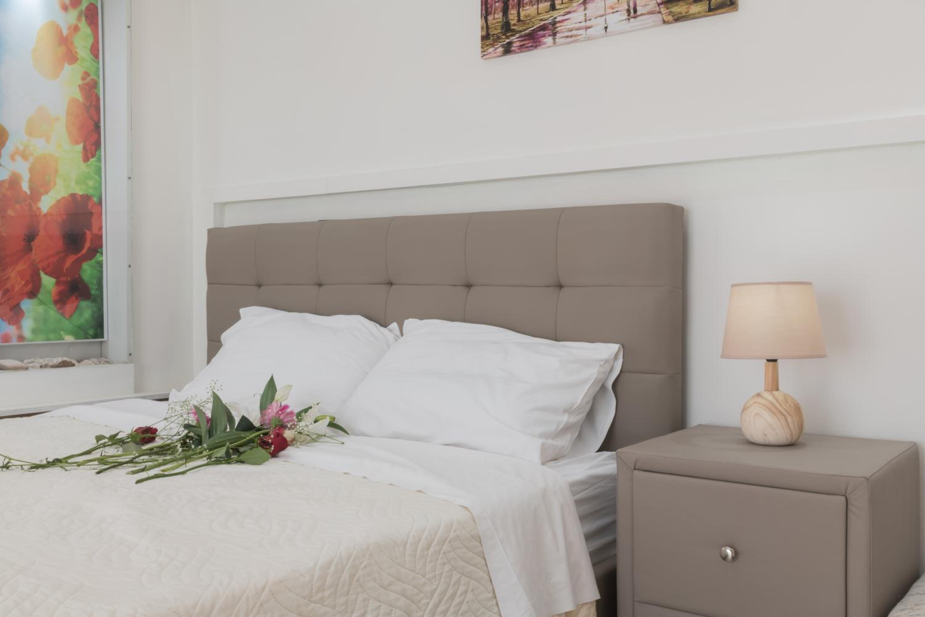 Deluxe Double Room with Balcony and Sea View