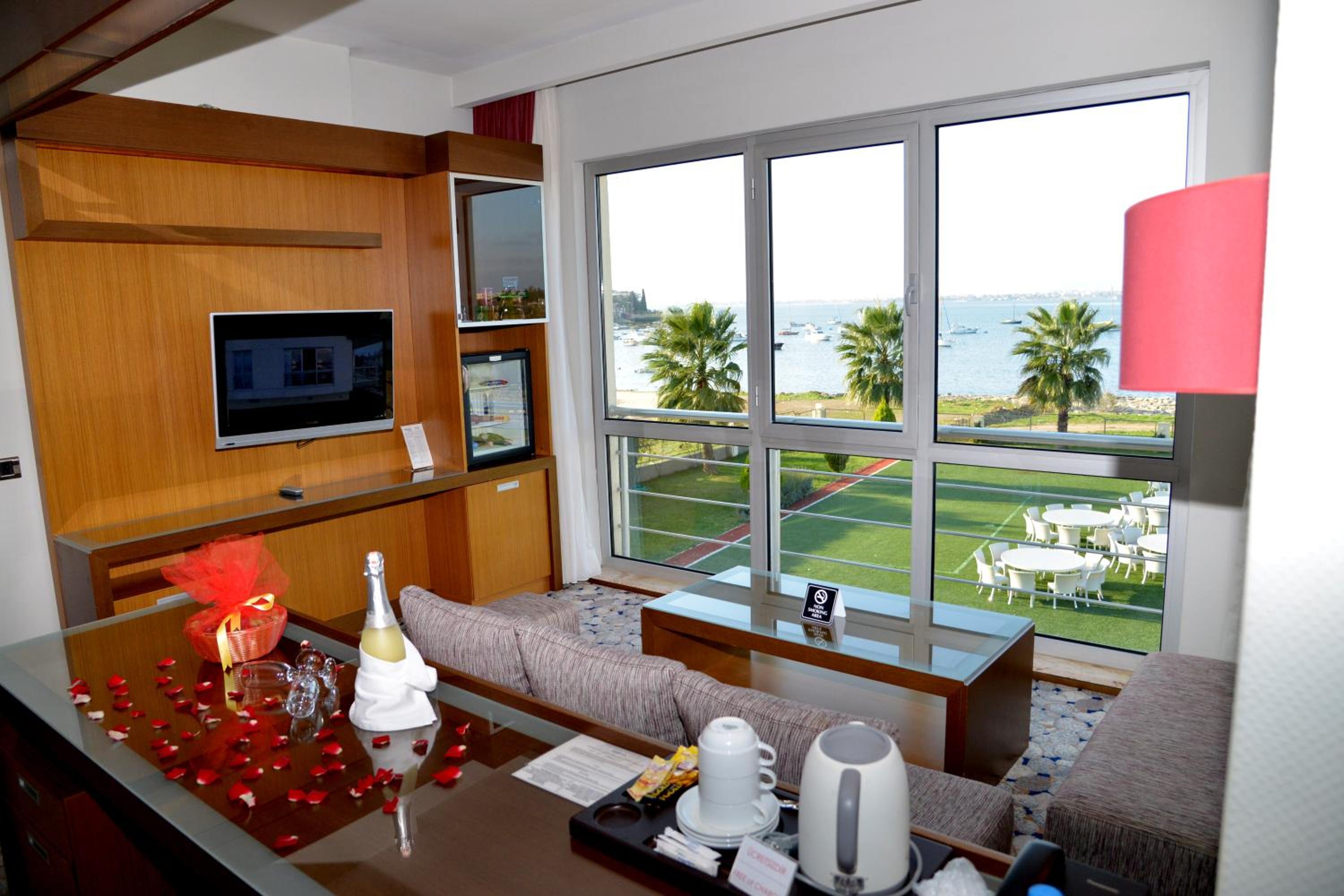Suite with Sea View
