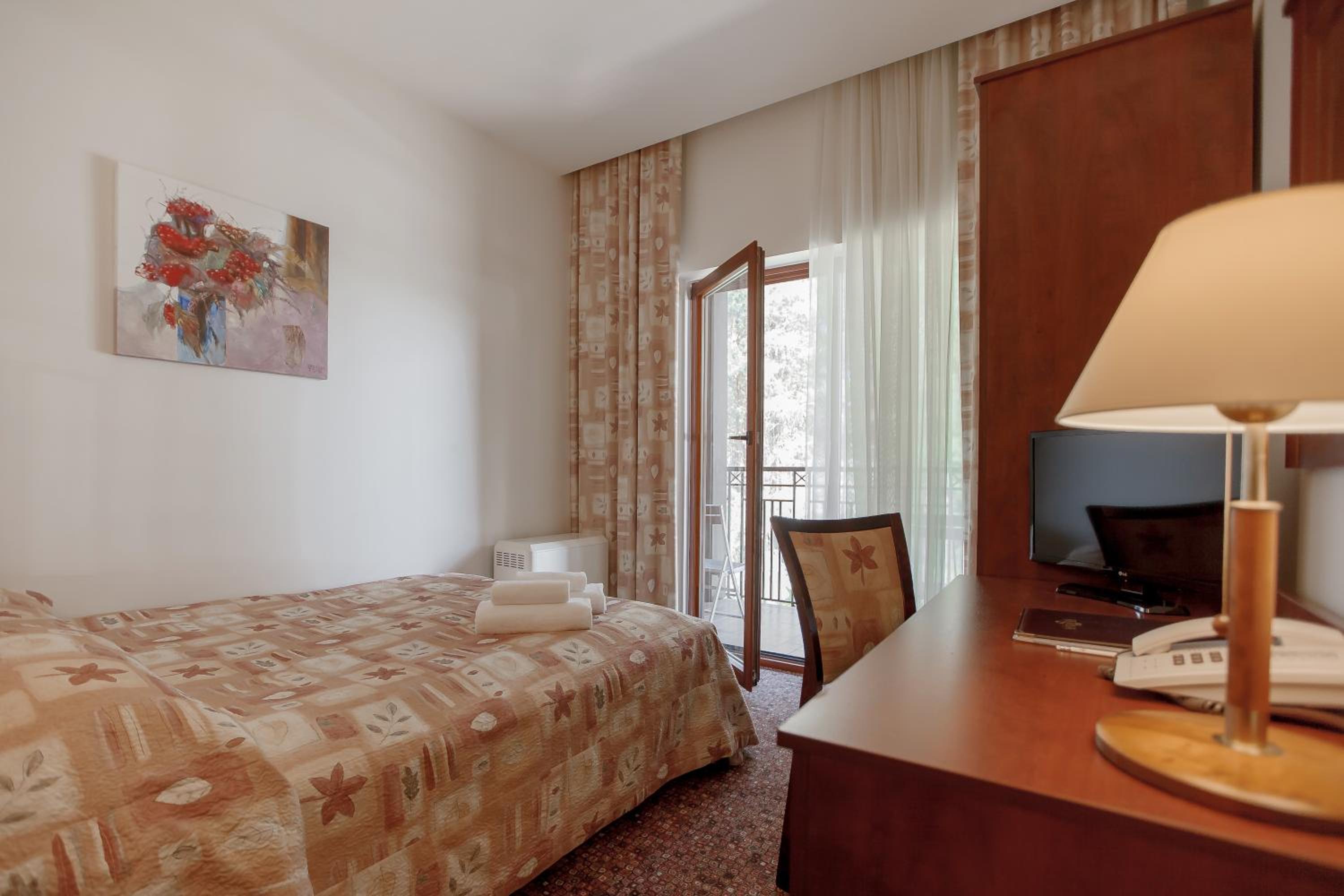 Economy Double Room with Balcony photo 1