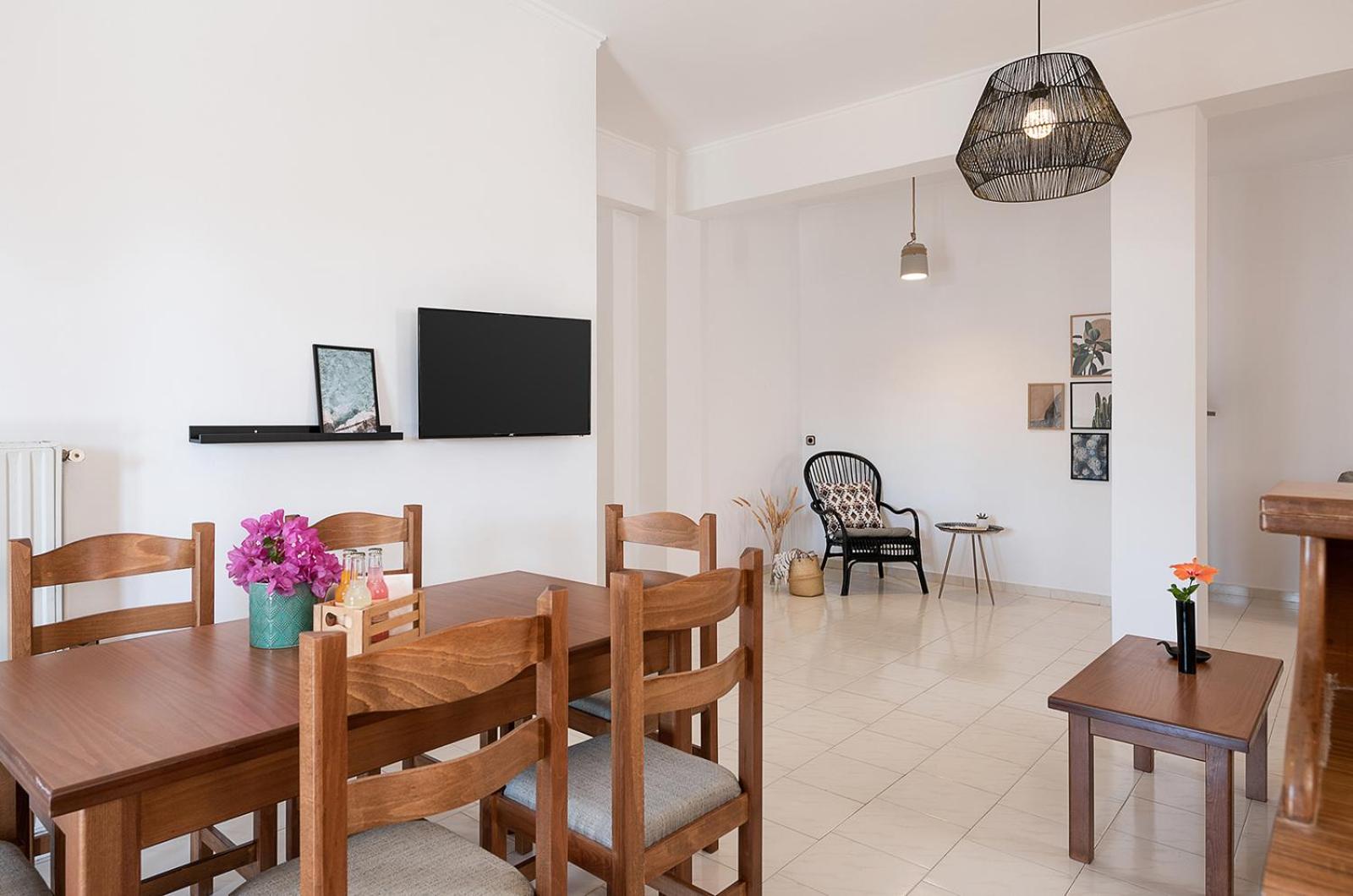 Two-Bedroom Apartment - Photo 16