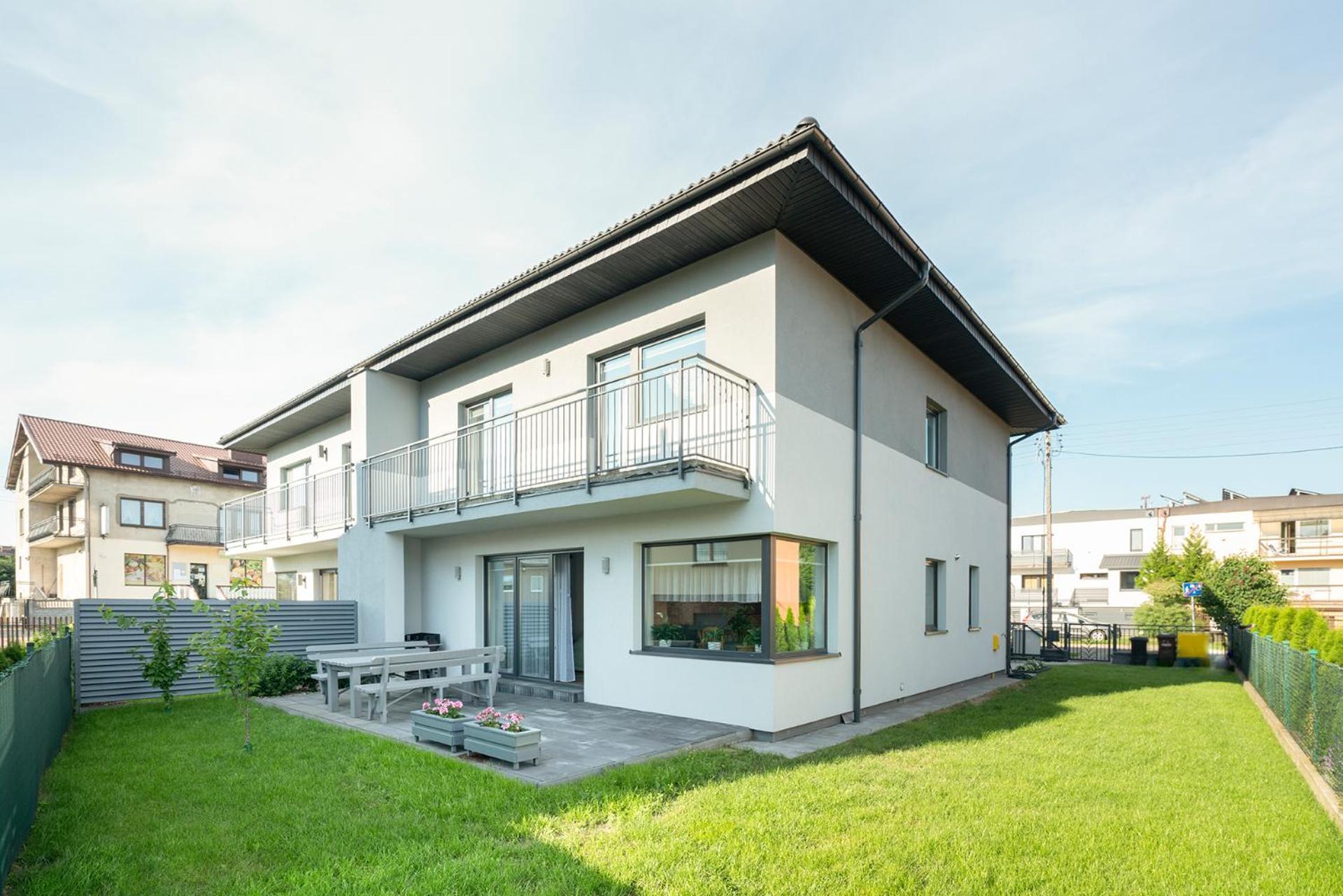 Villa photo 3
