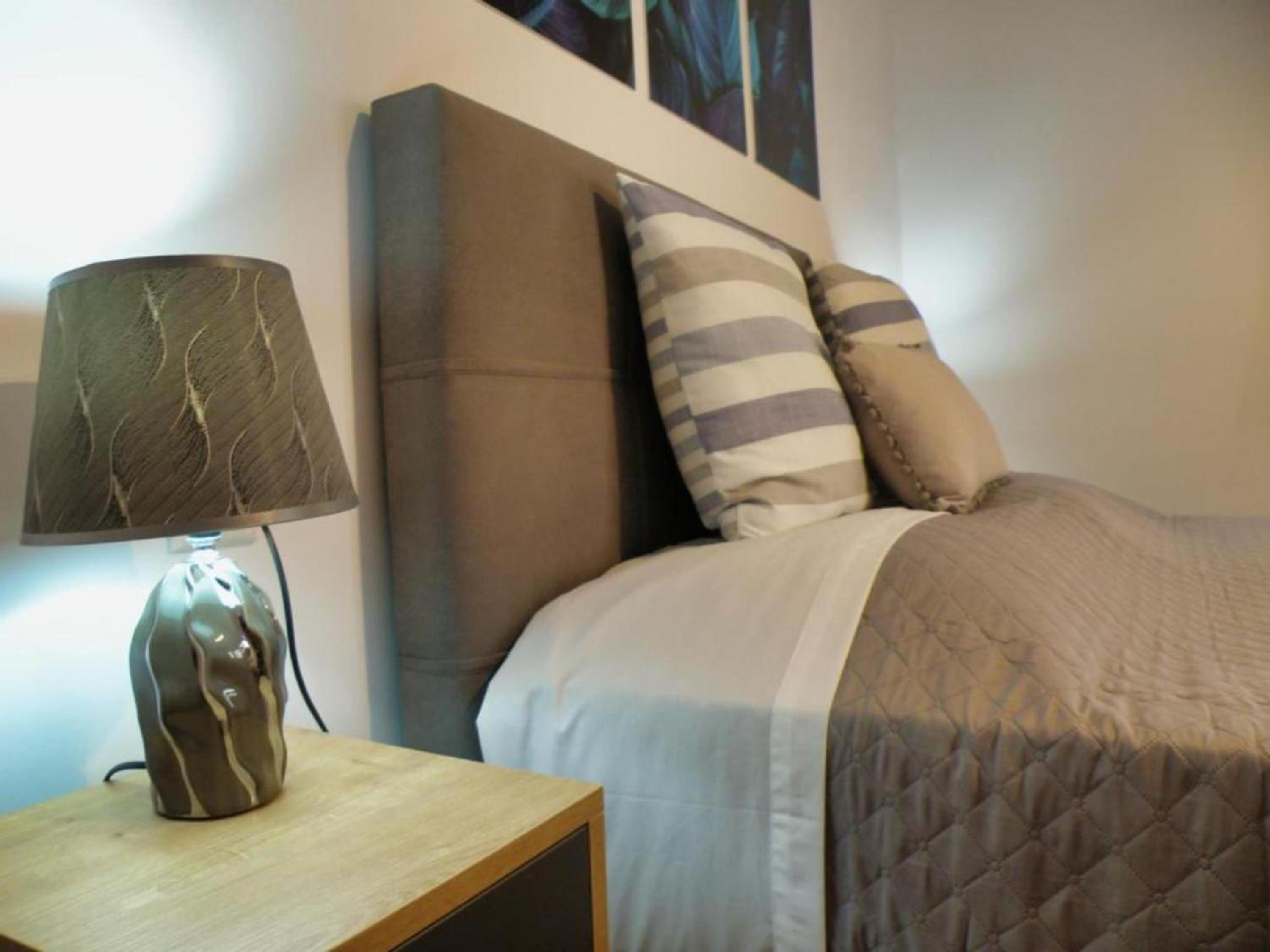 Two-Bedroom Apartment - Photo 23