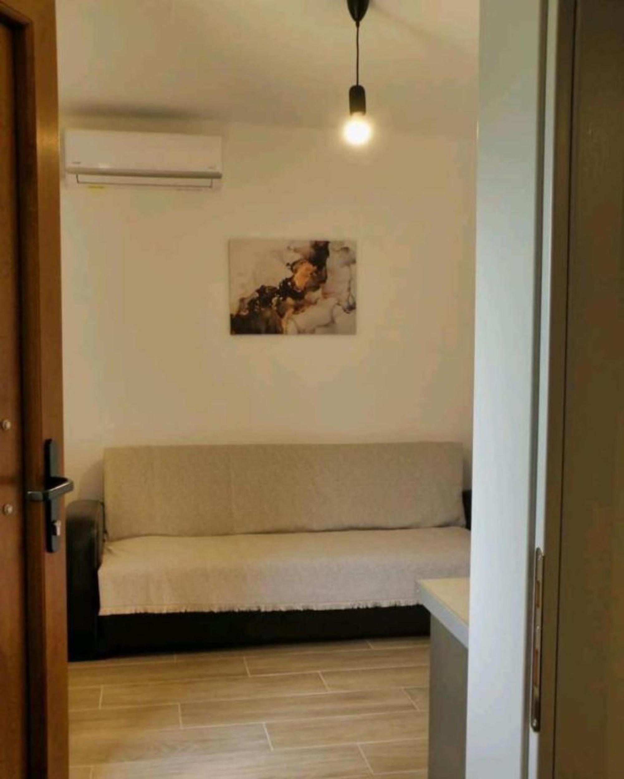 Two-Bedroom Apartment - Photo 32