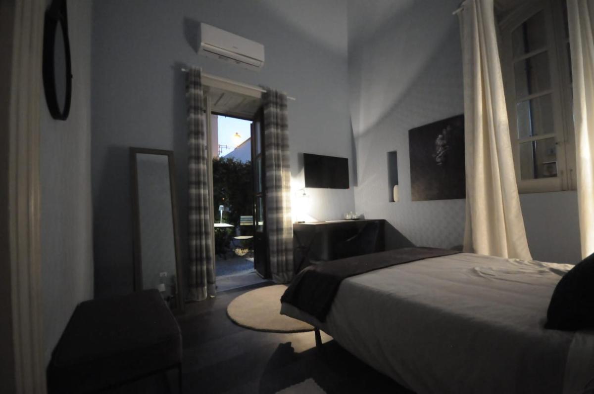 Junior Suite with Garden View