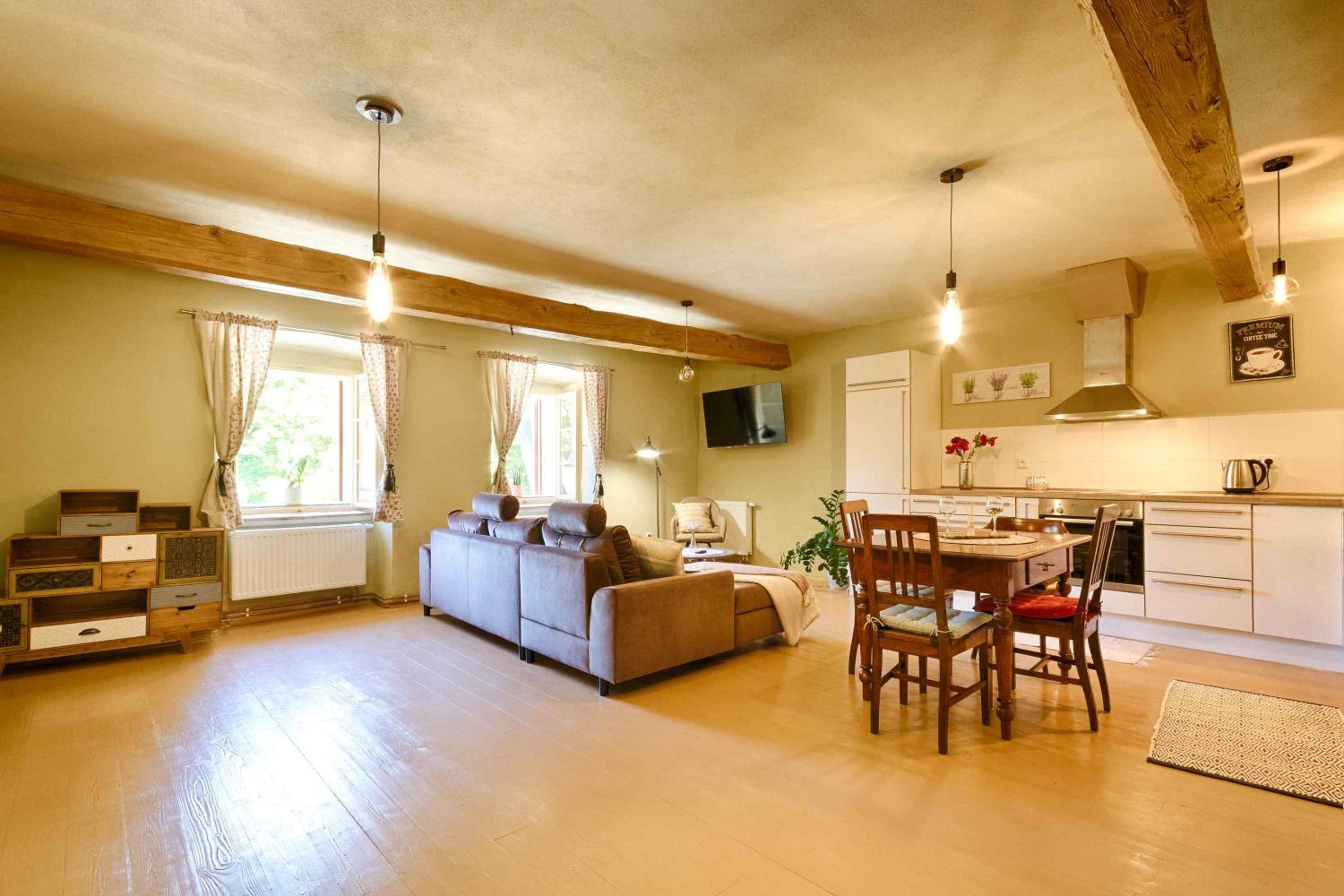 Studio Apartment photo 1