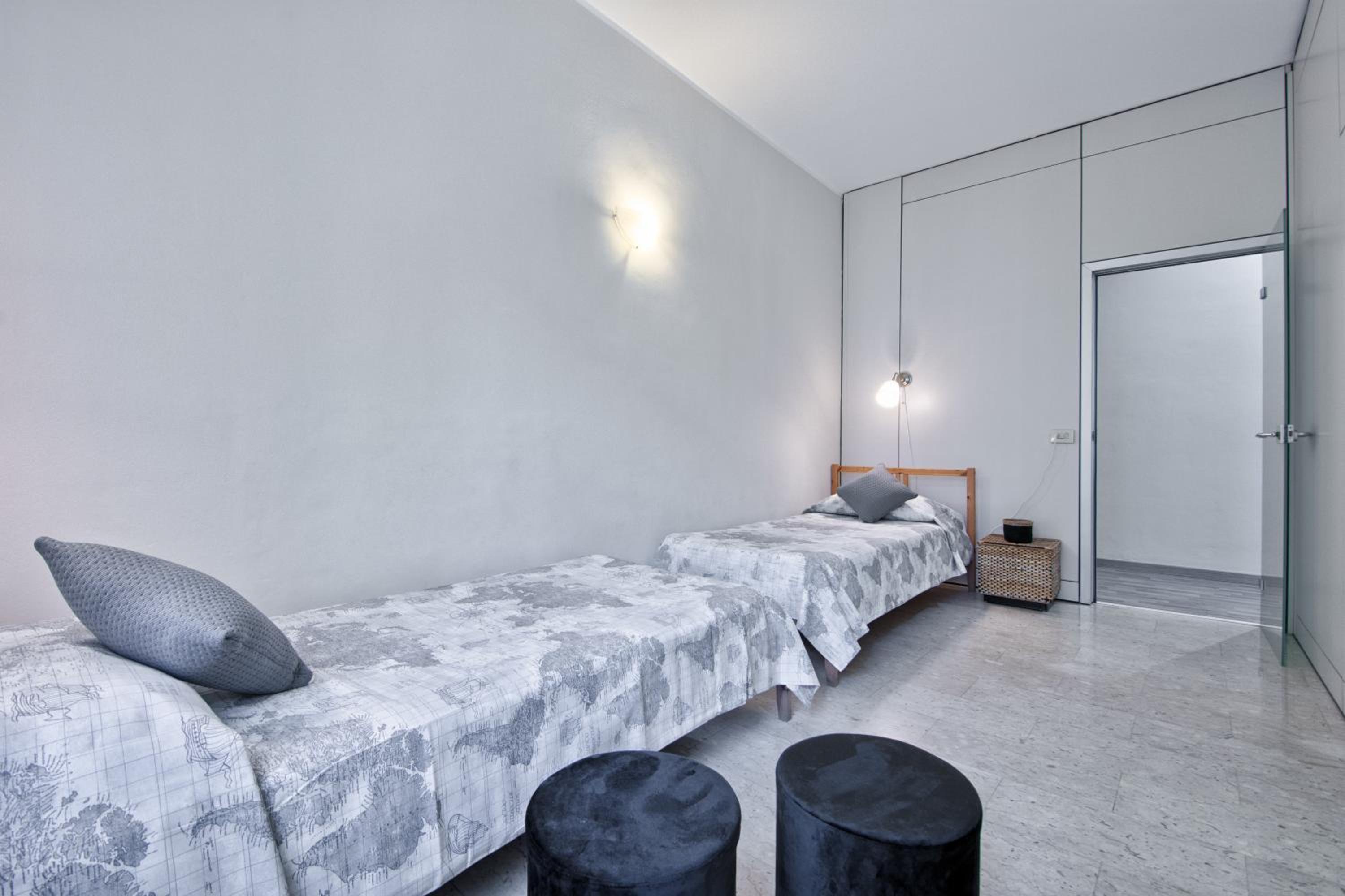 Three-Bedroom Apartment - Photo 23