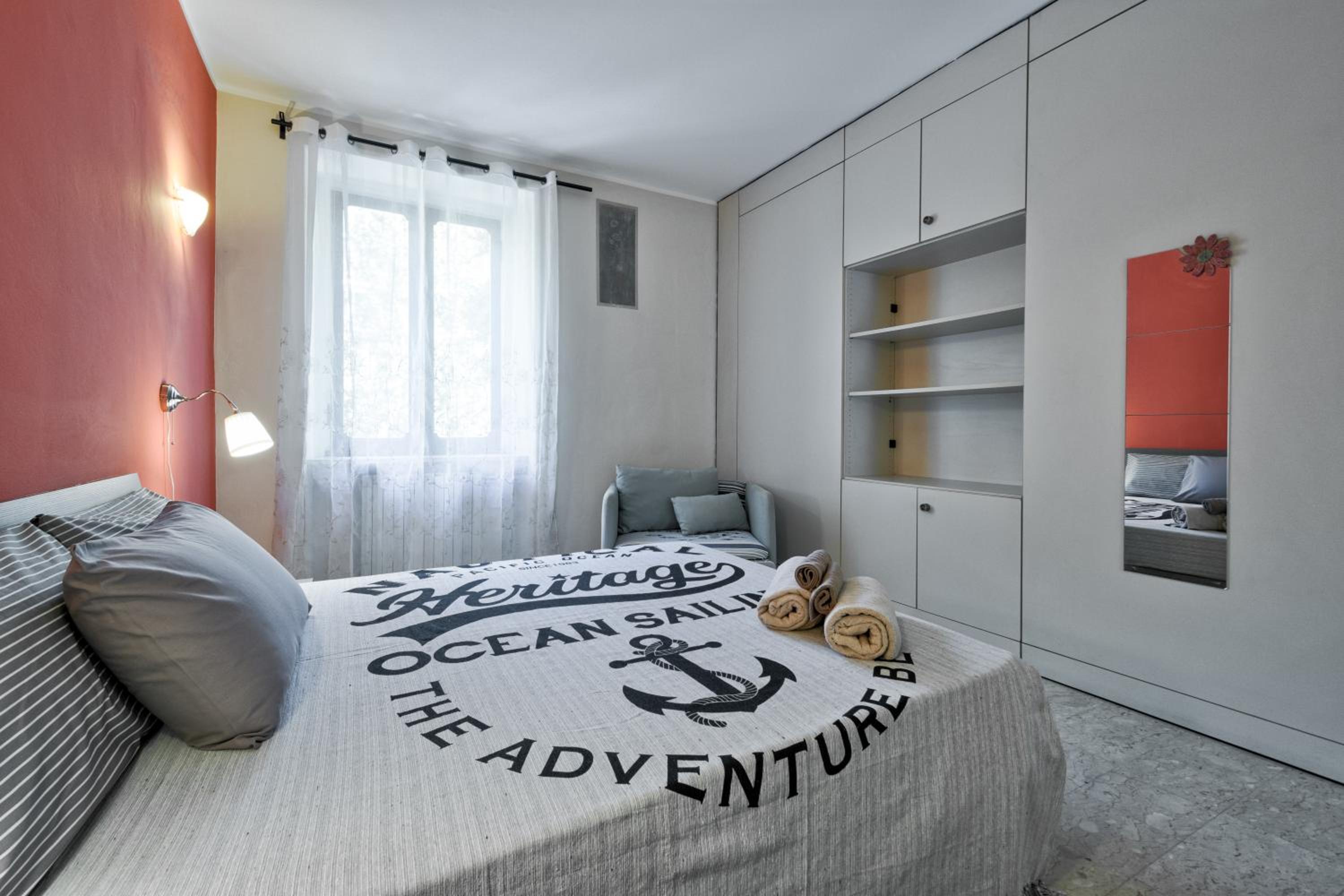 Three-Bedroom Apartment - Photo 33