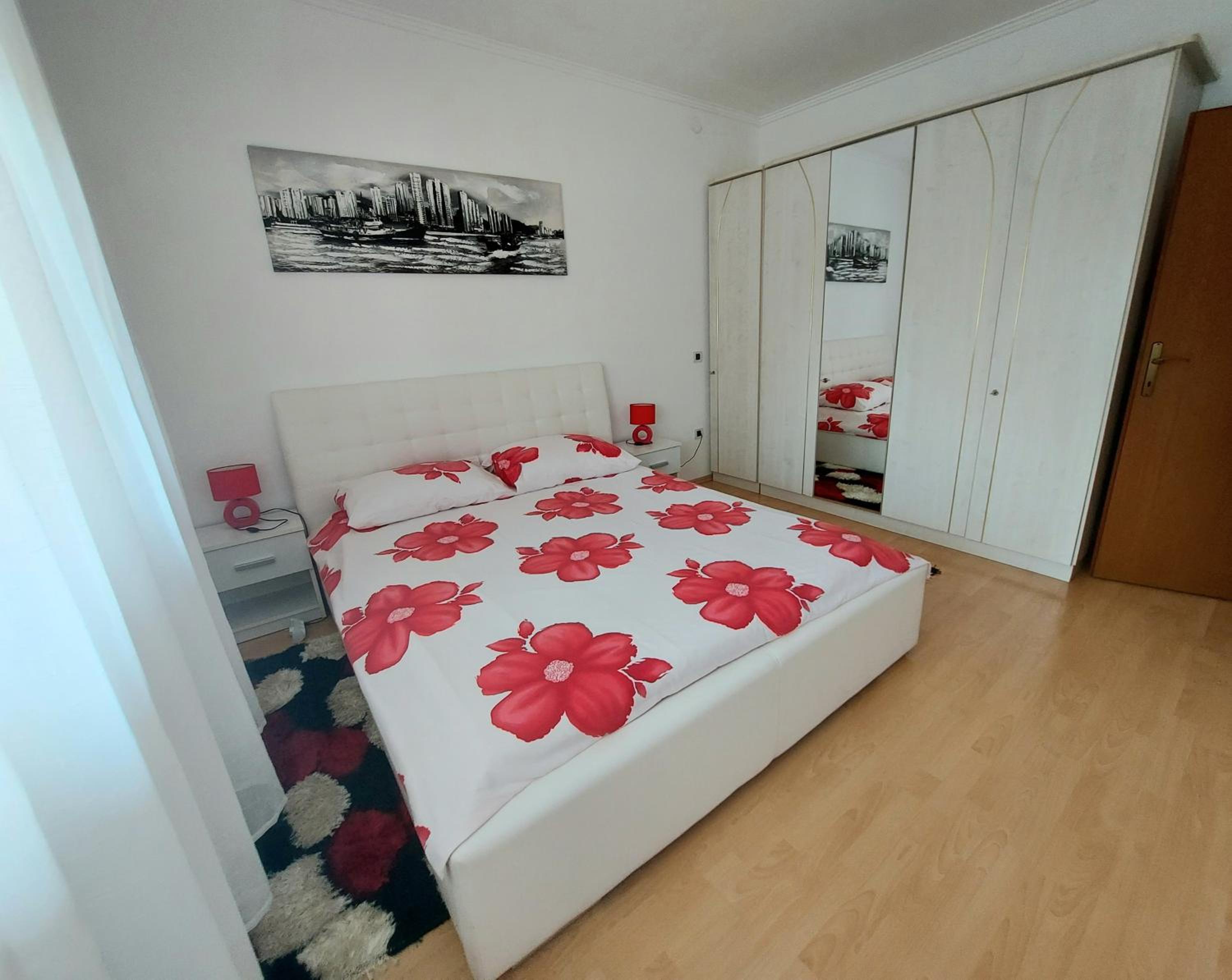 Apartment - Ground Floor - Photo 5