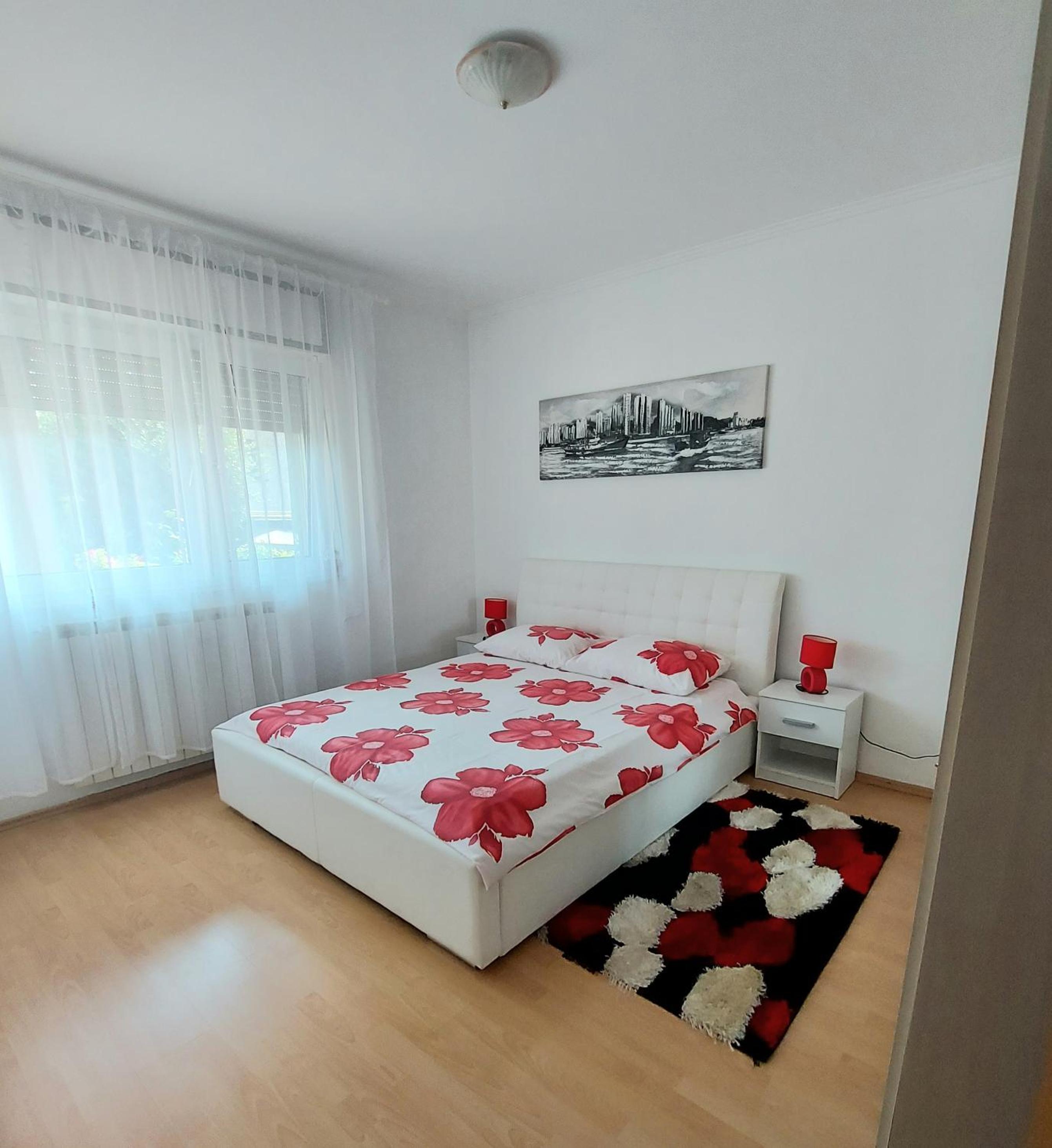 Apartment - Ground Floor - Photo 4