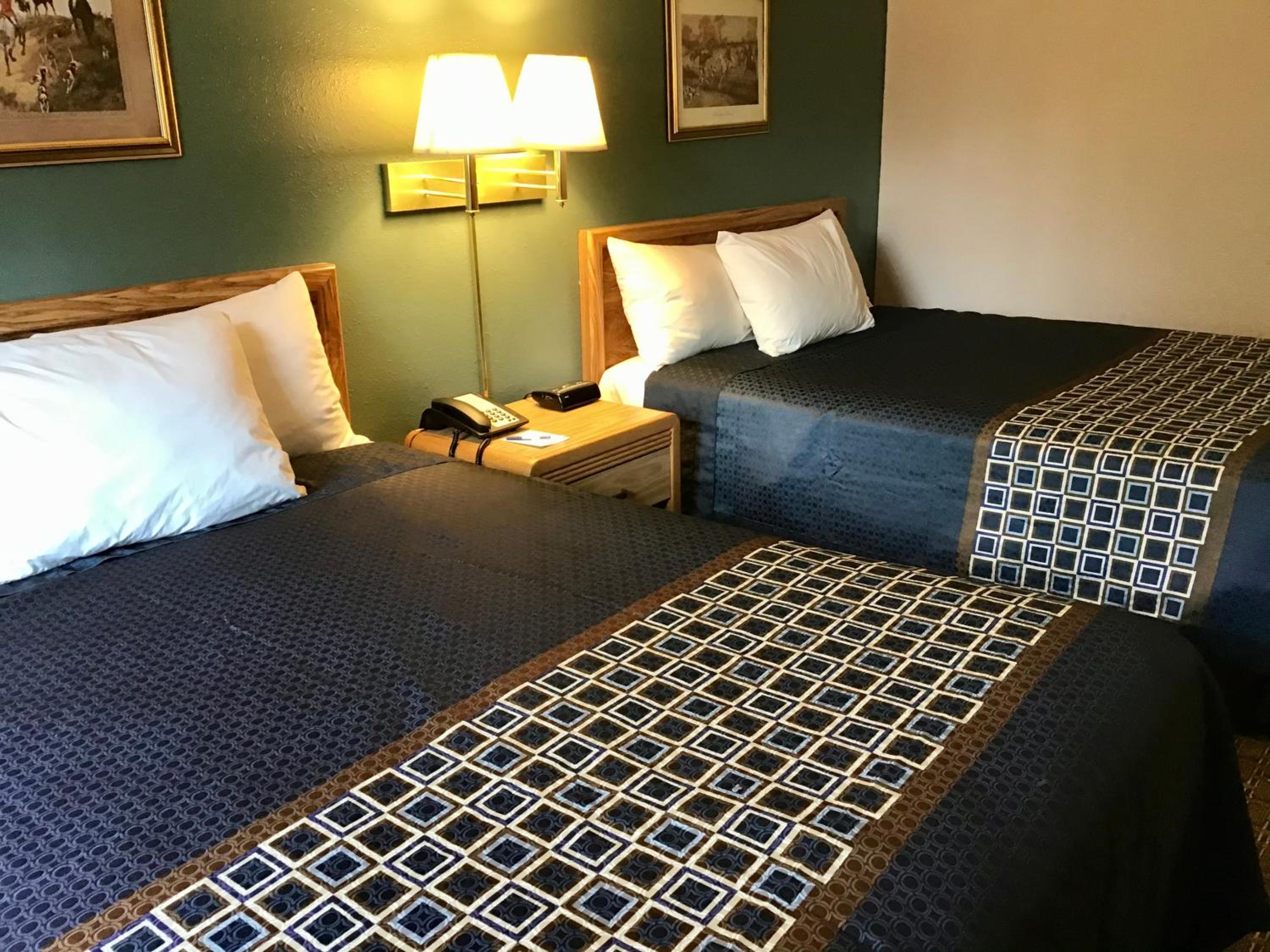 Queen Room with Two Queen Beds - Non-Smoking