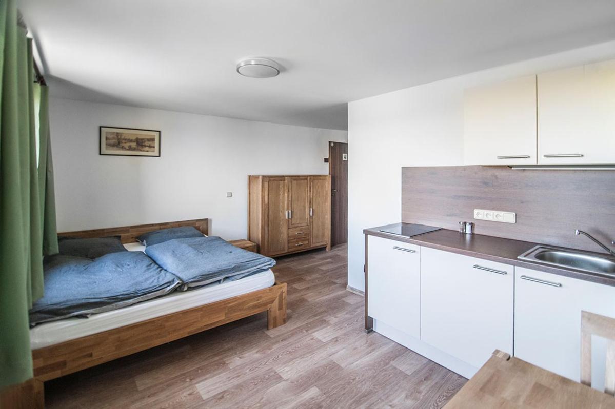 Double Room with Private Bathroom photo 1