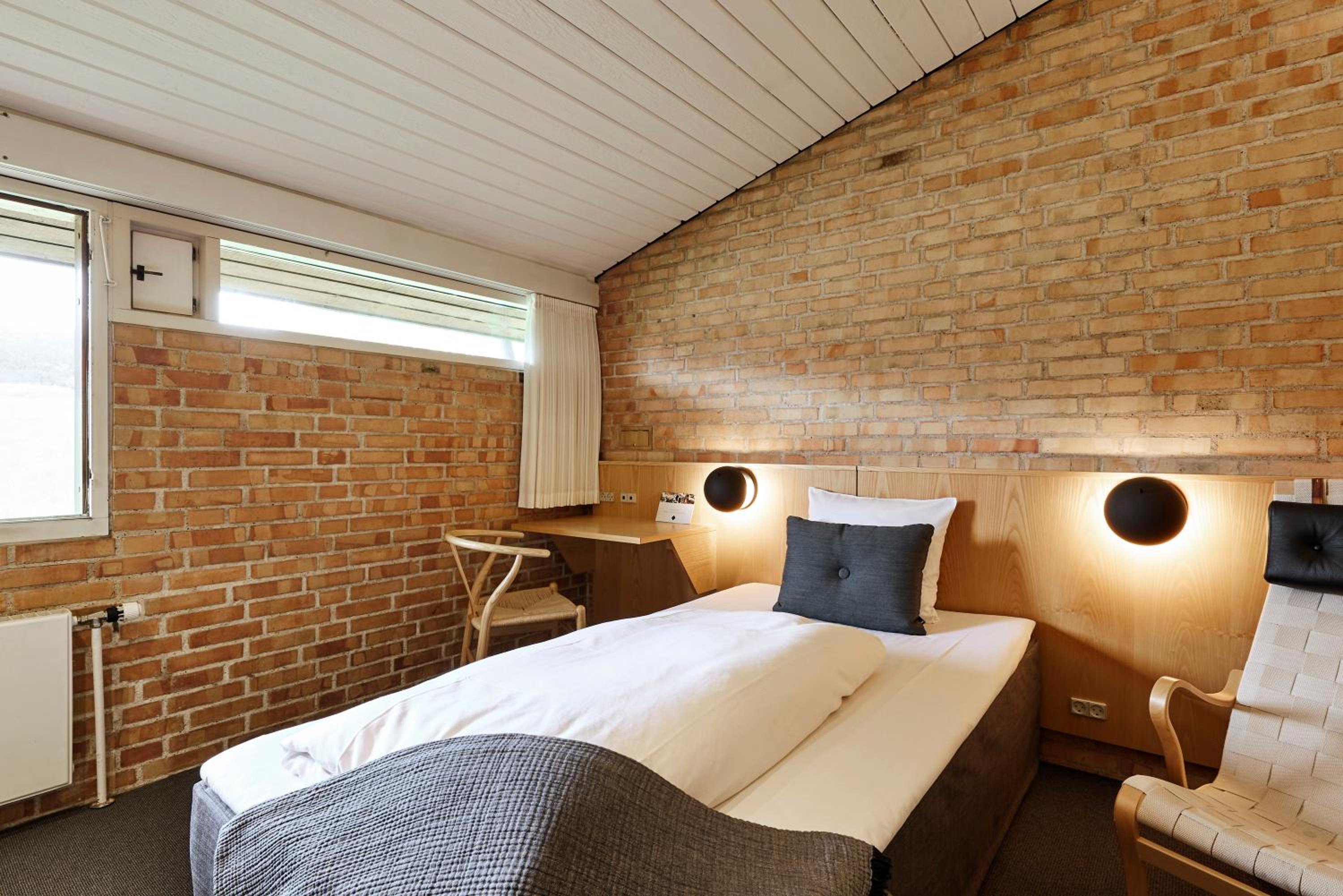 Single Room photo 2