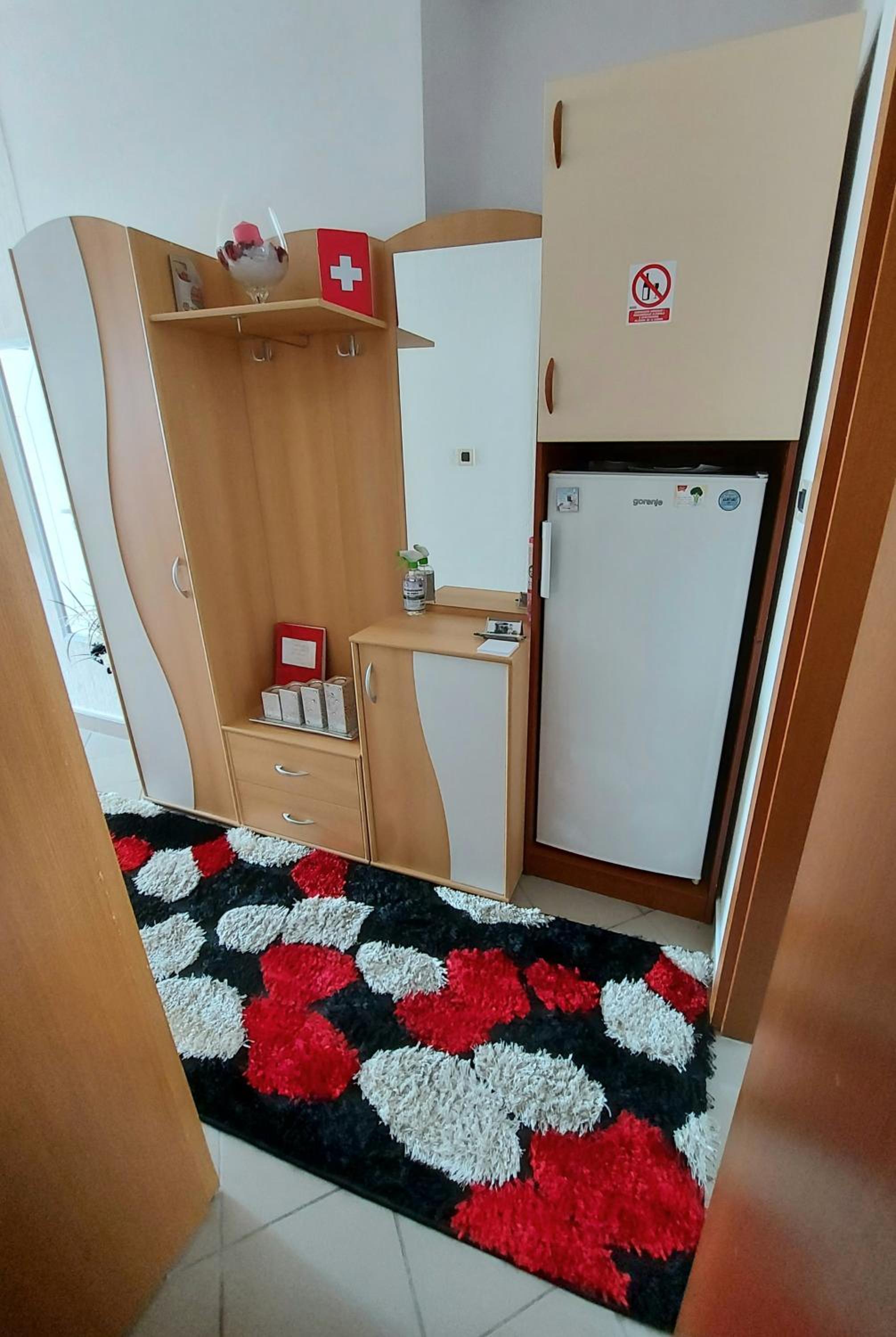 Apartment - Photo 5