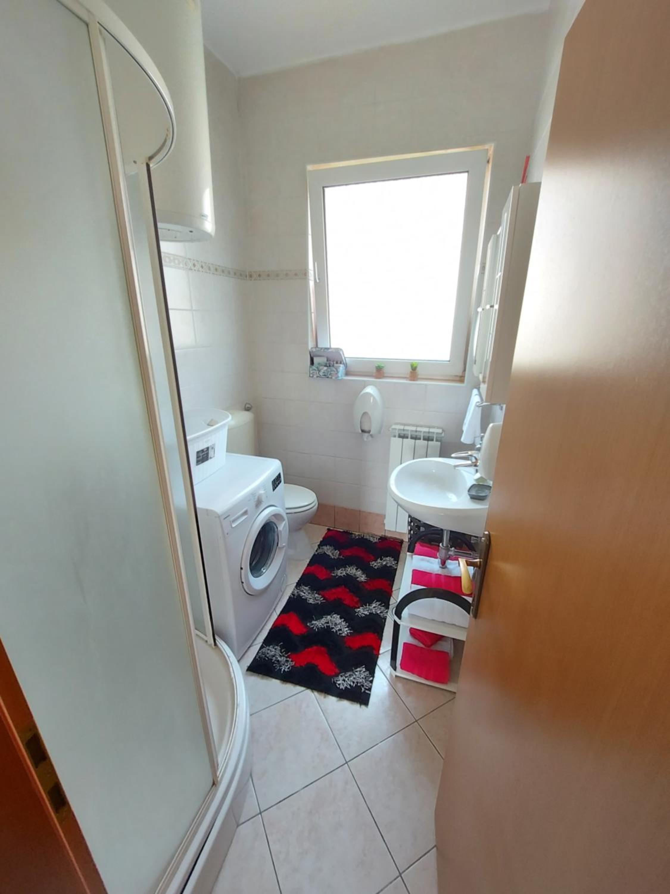 Apartment - Photo 14