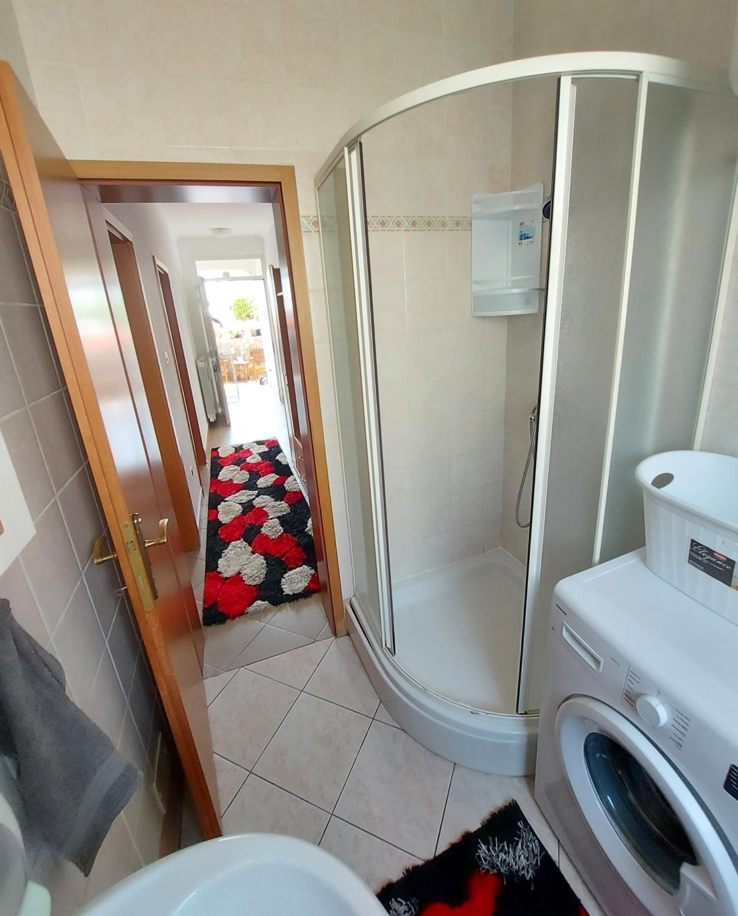 Apartment - Photo 25