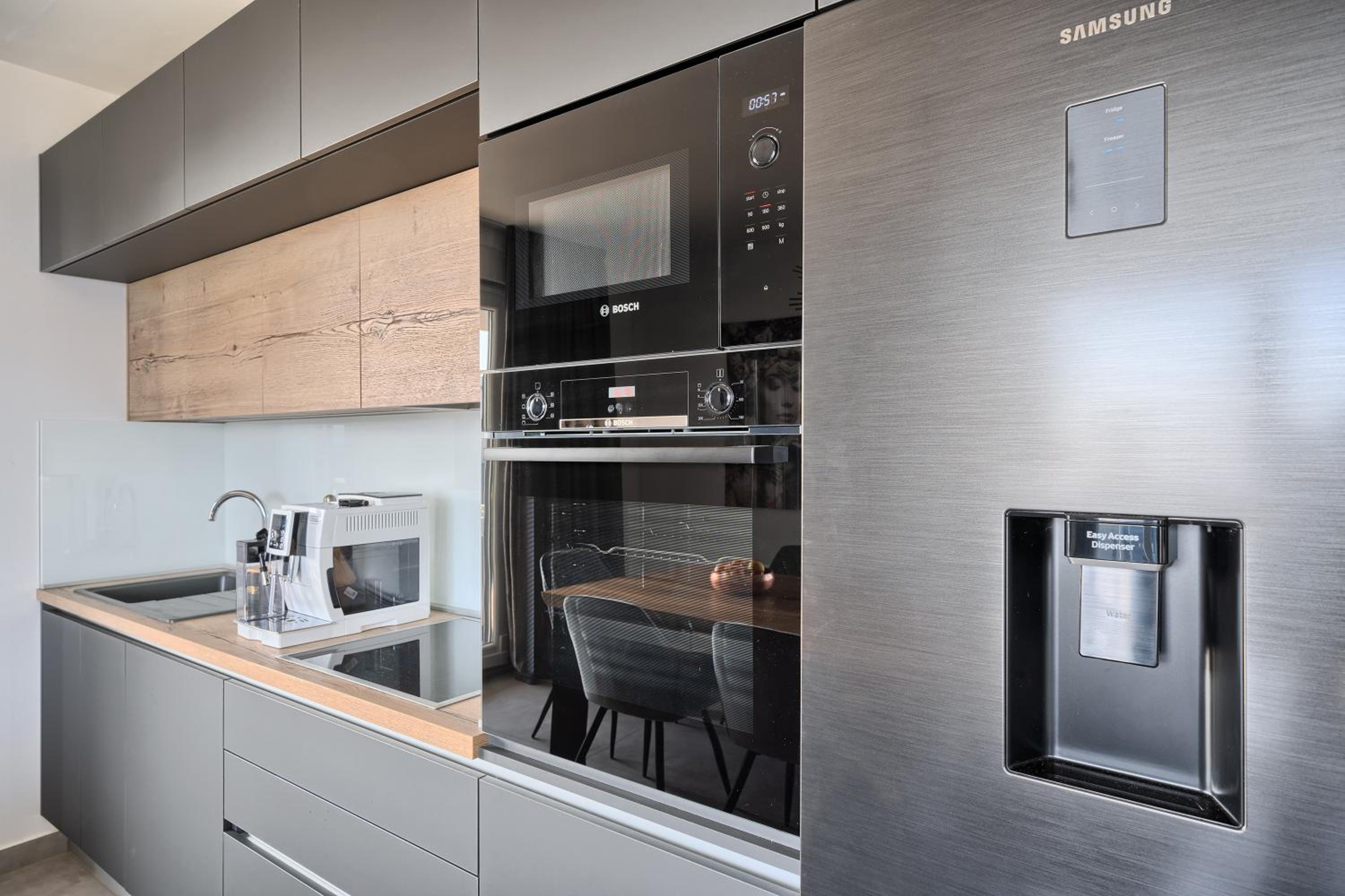 Penthouse Apartment - Photo 8