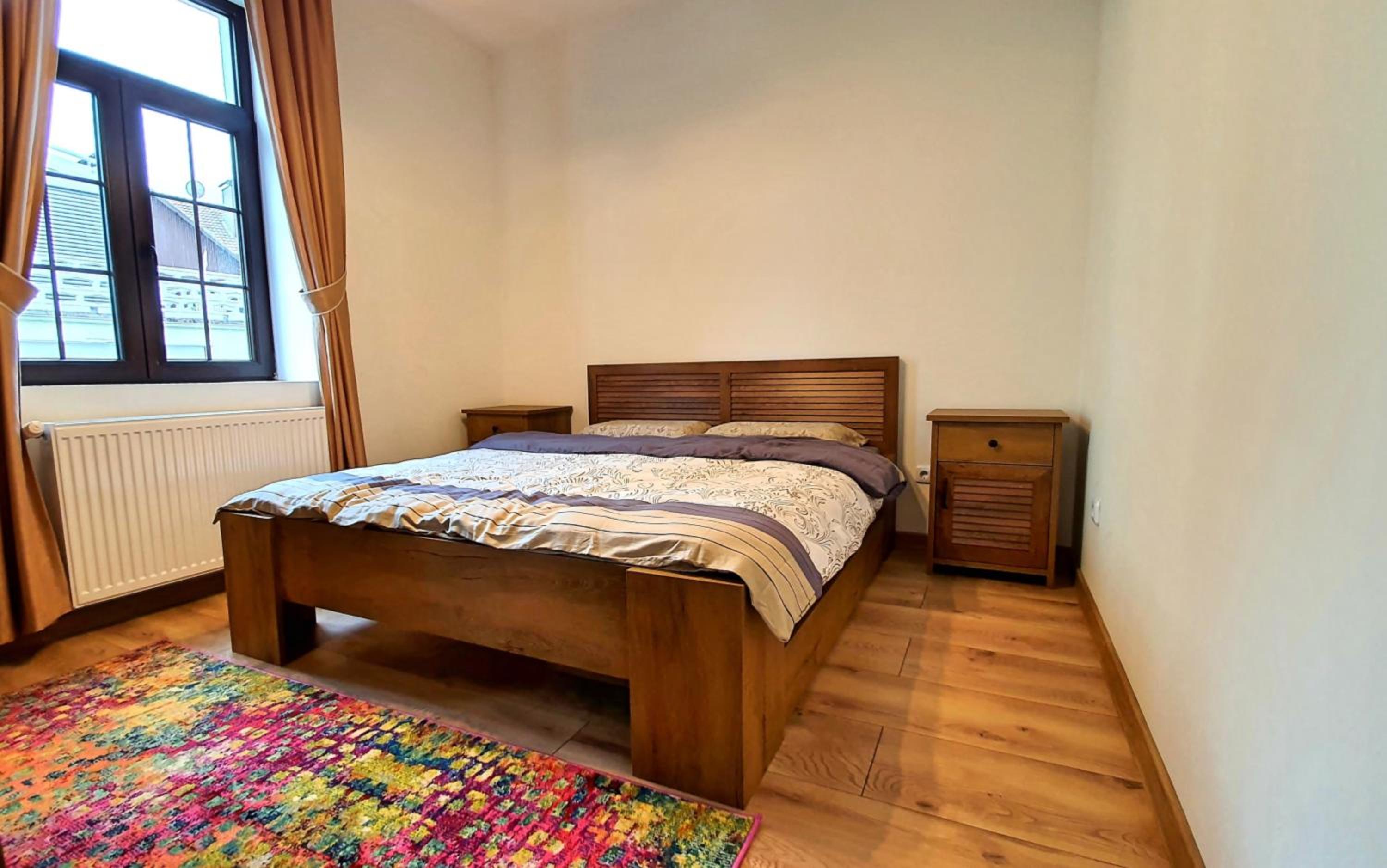 One-Bedroom Apartment - Photo 3