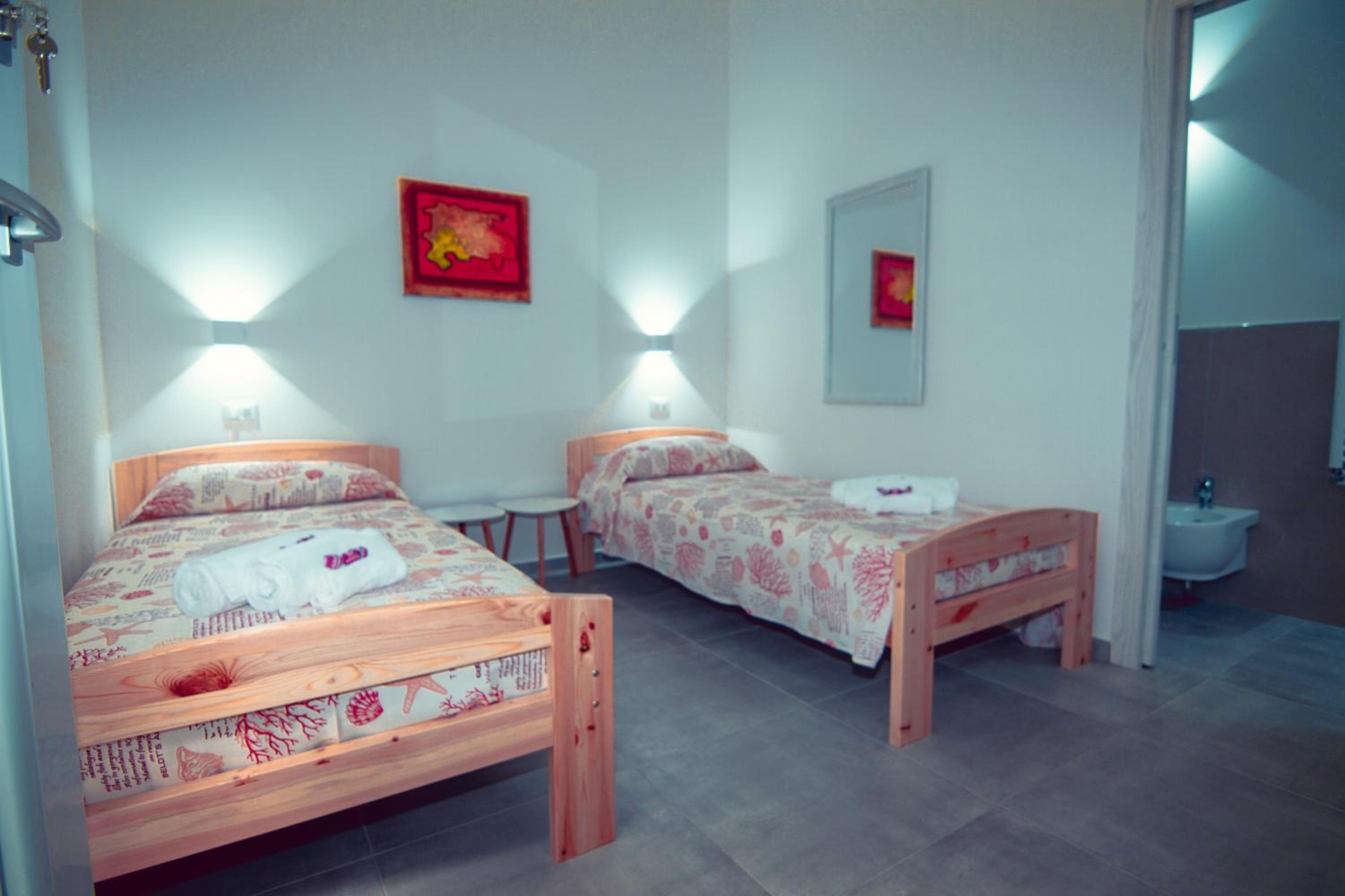 Double or Twin Room - Photo 23