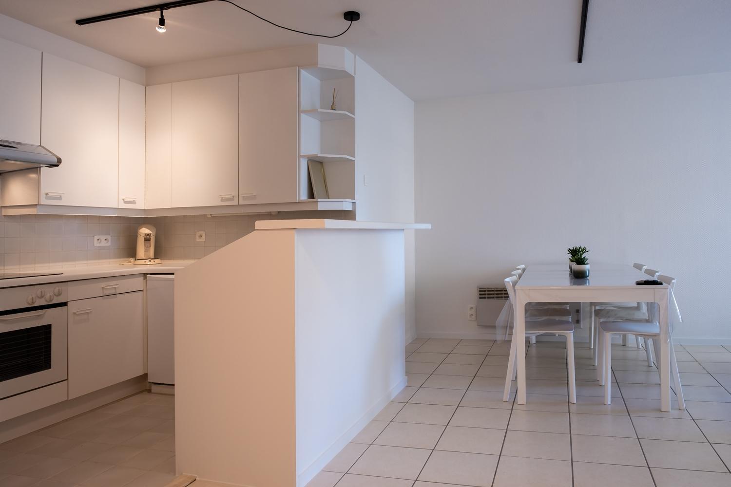 Three-Bedroom Apartment photo 2