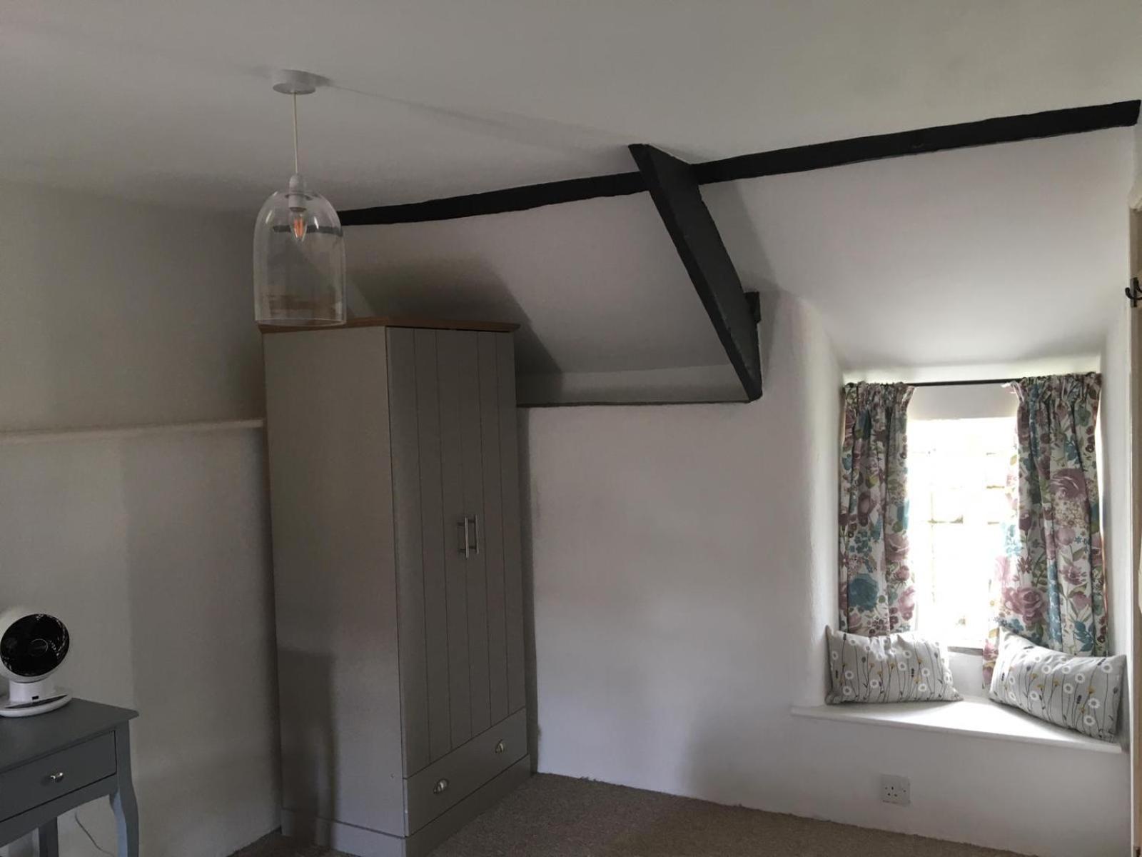 Two-Bedroom House - Photo 14