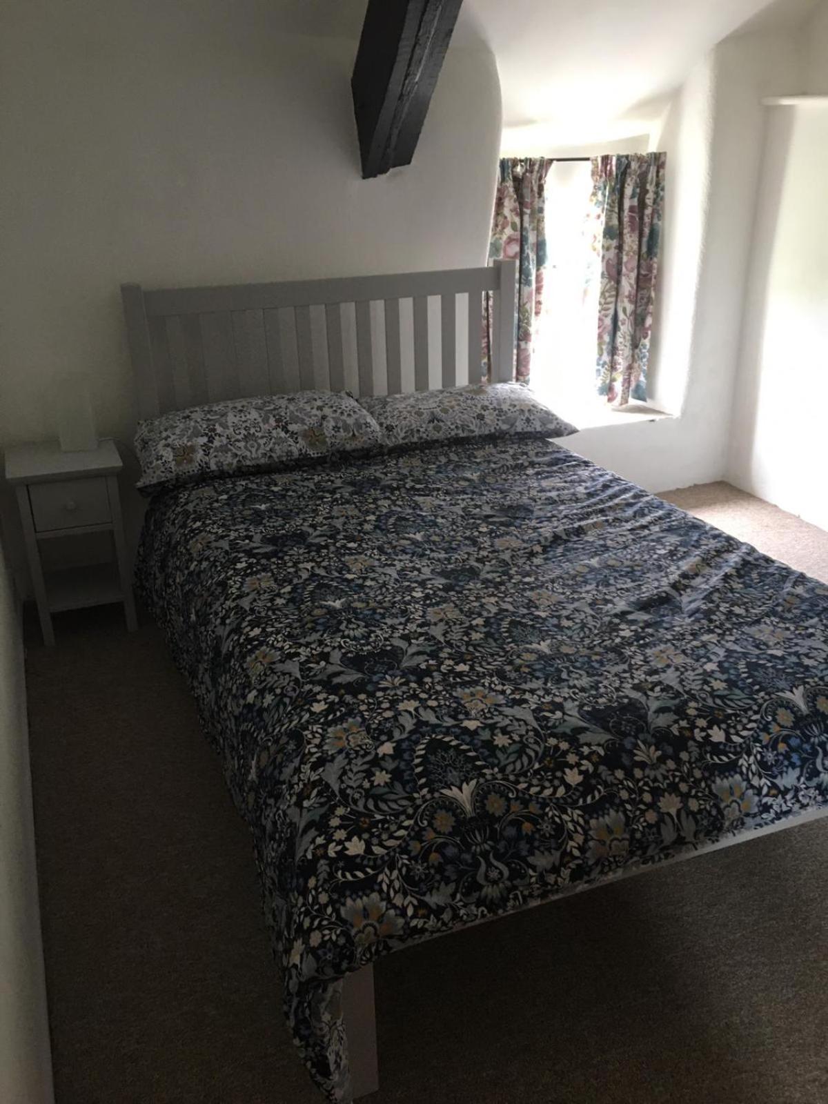 Two-Bedroom House - Photo 23