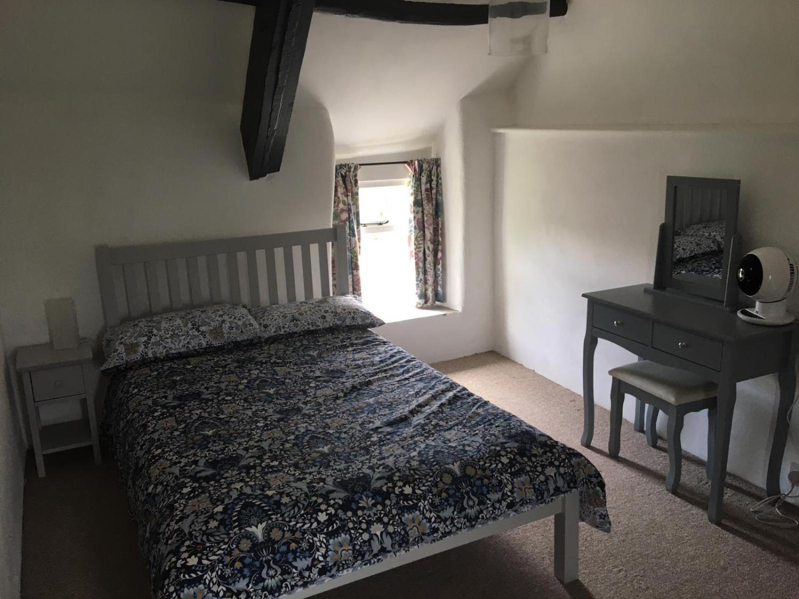 Two-Bedroom House - Photo 24