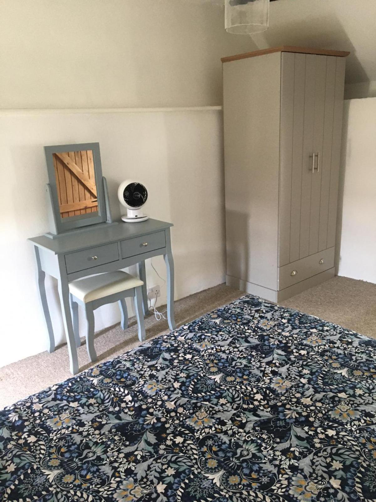 Two-Bedroom House - Photo 26