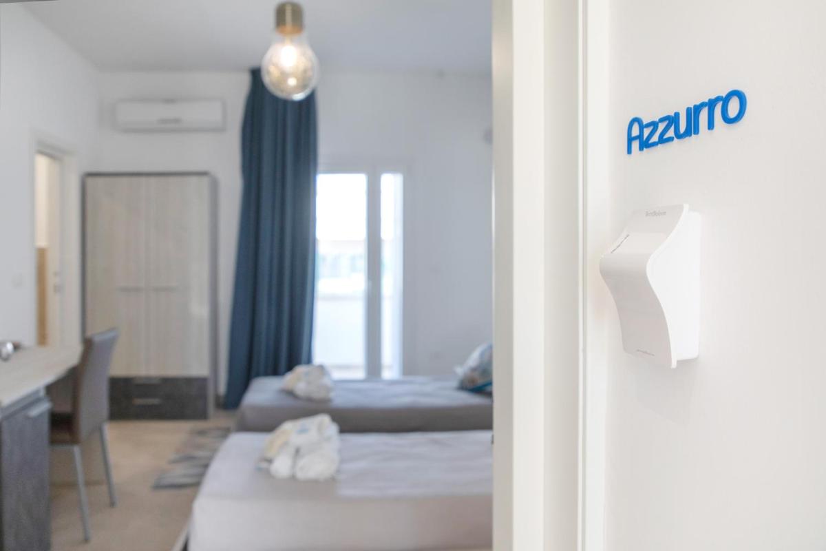Twin Room - Photo 17