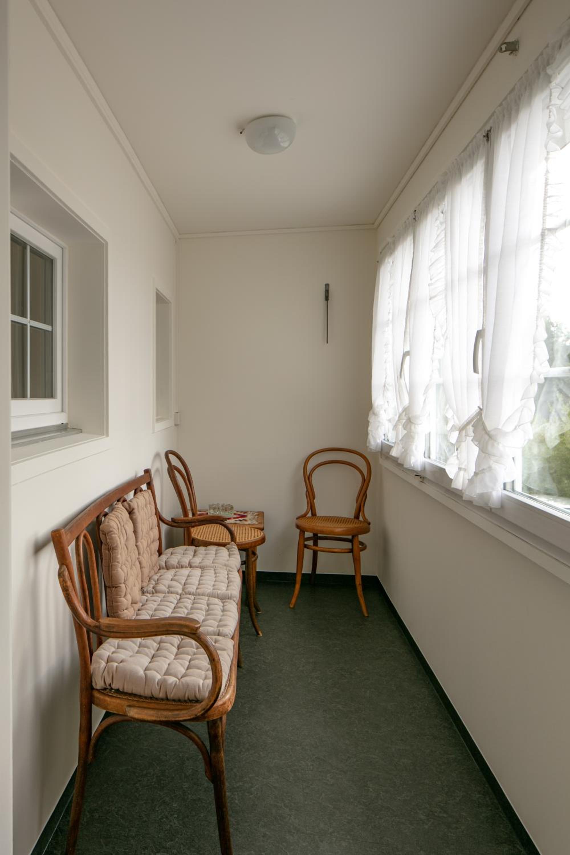 Three-Bedroom Apartment photo 3