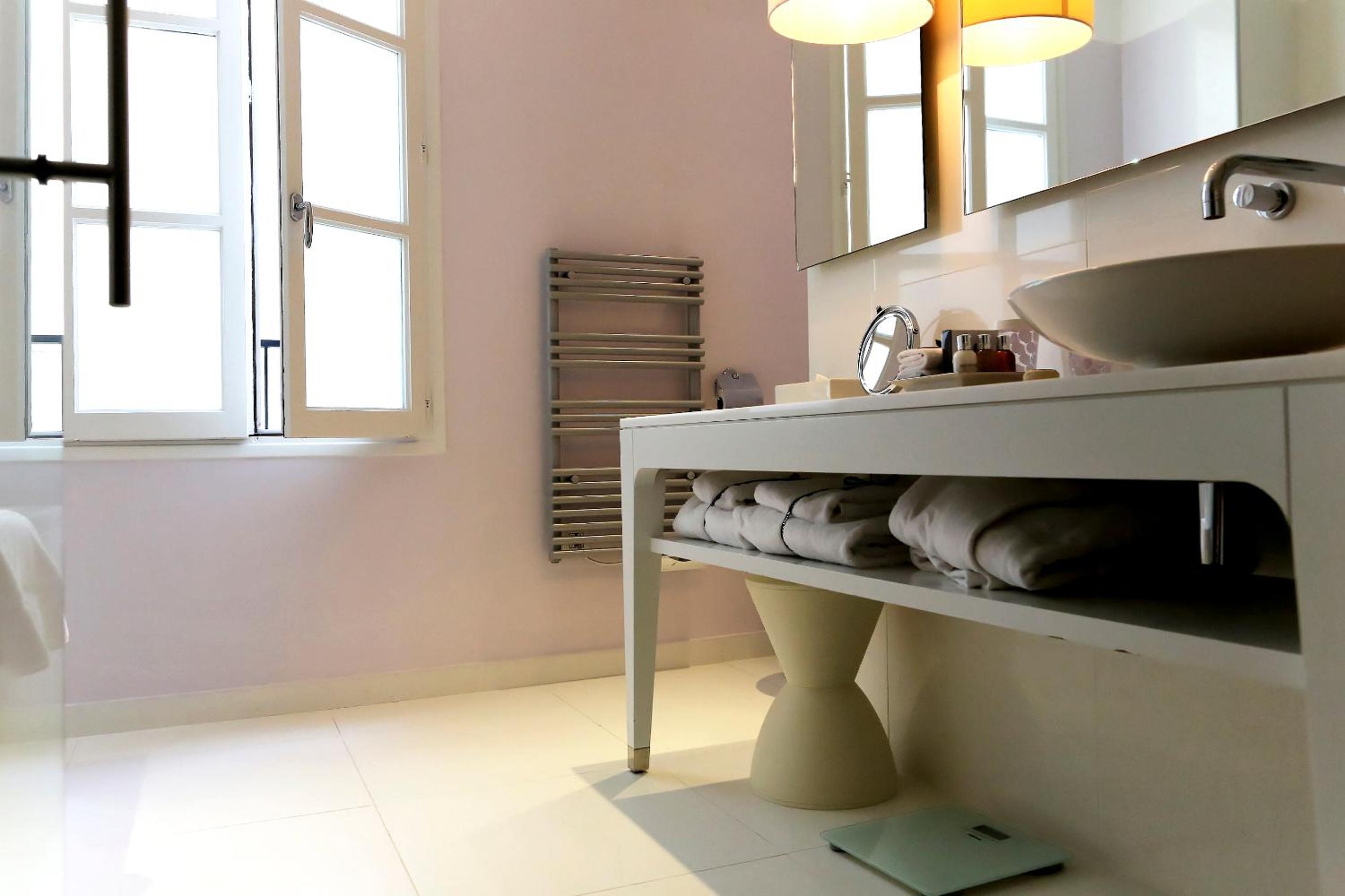 Junior Suite with Double Bed photo 2