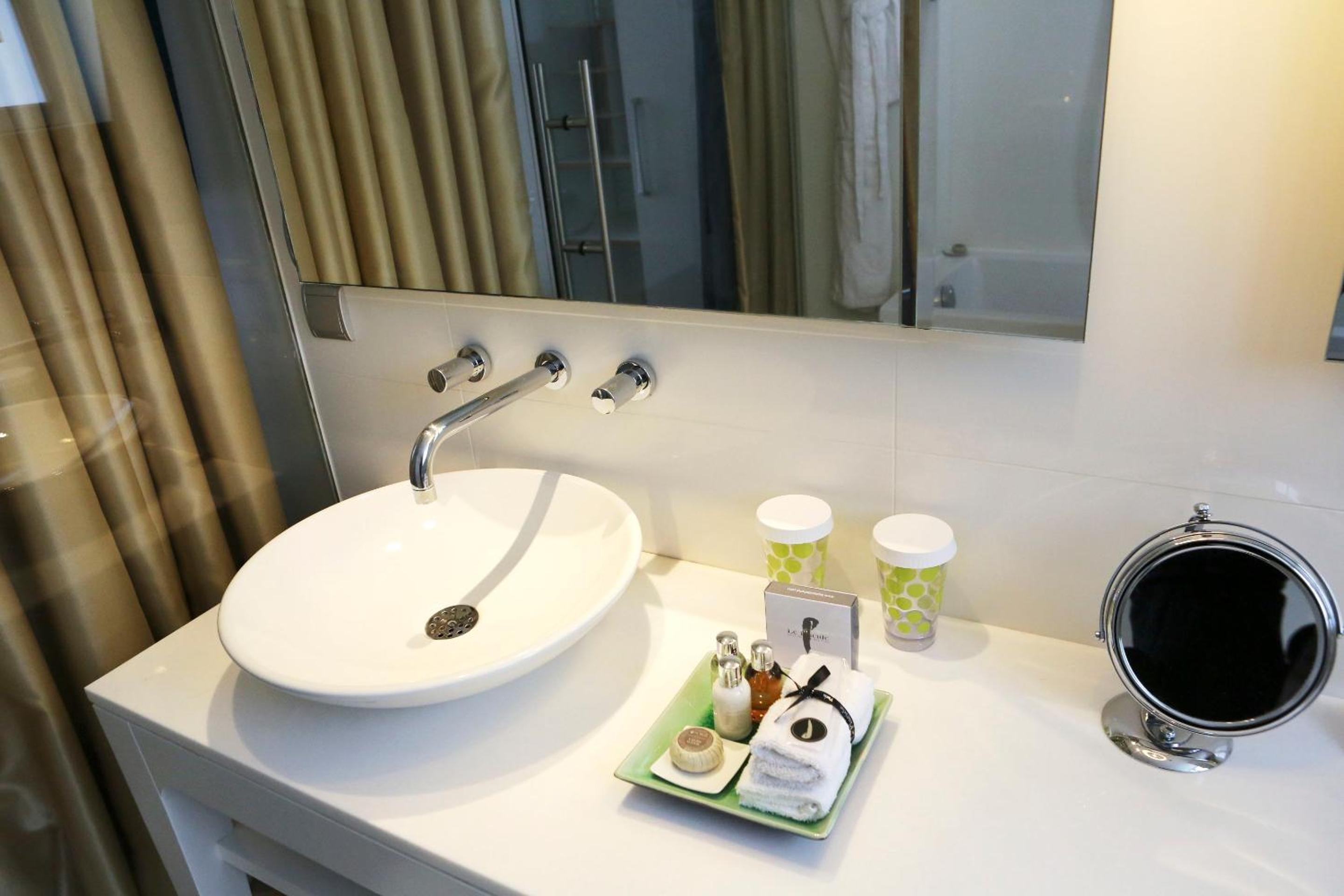 Junior Suite with Twin Beds photo 3